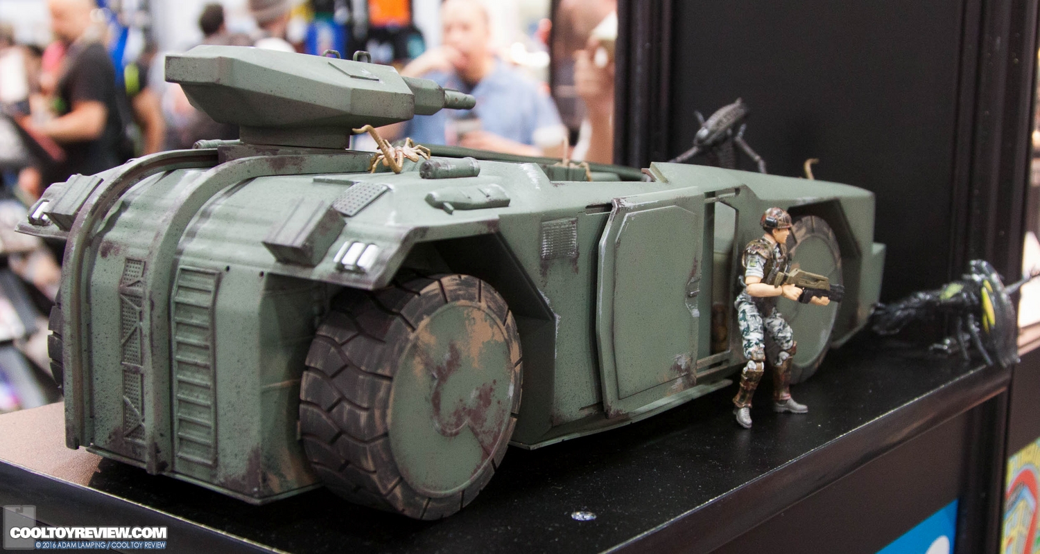 san-diego-comic-con-hiya-toys-booth-009.jpg