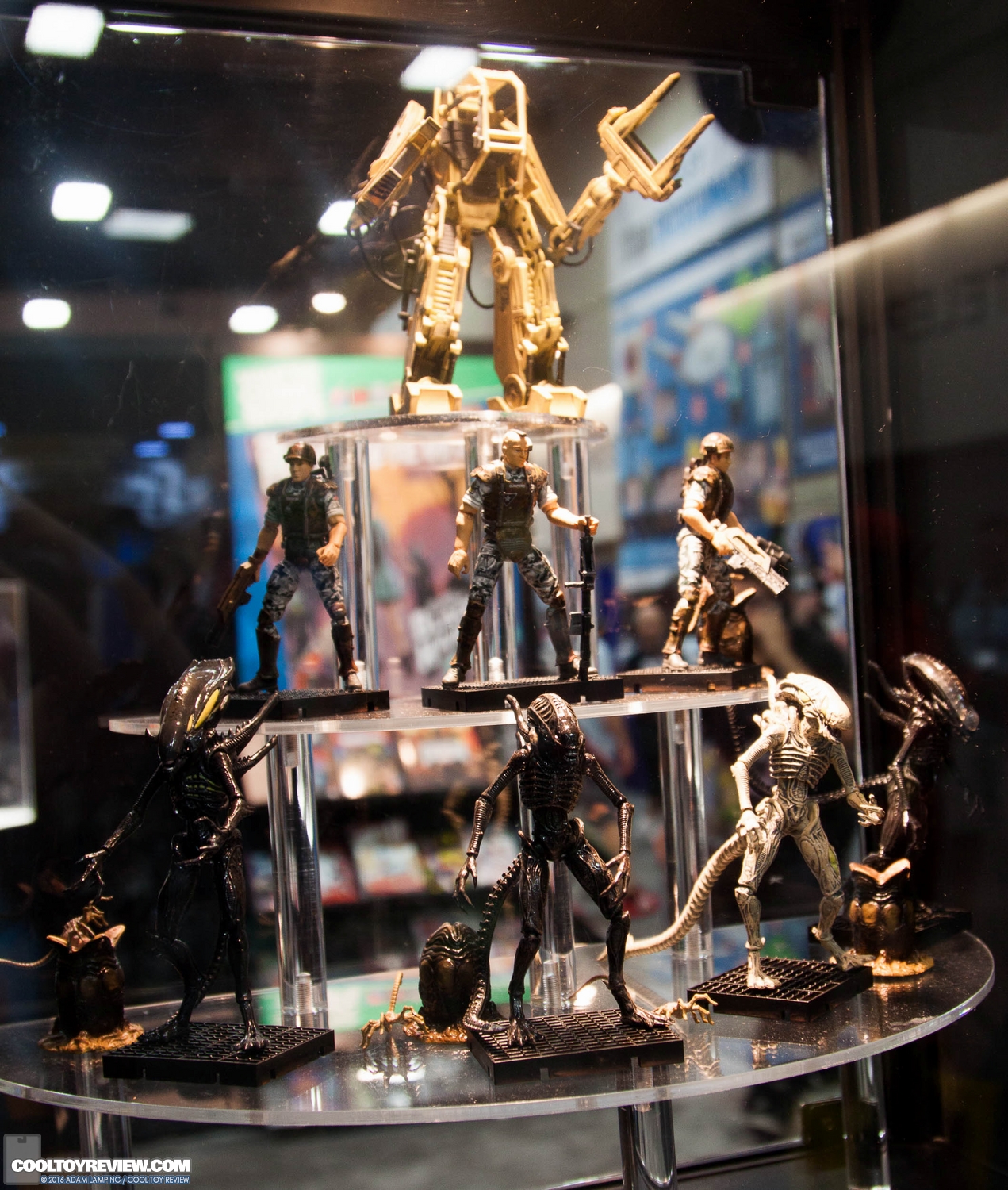 san-diego-comic-con-hiya-toys-booth-010.jpg