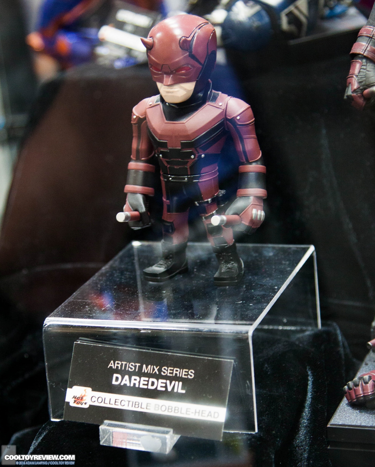 san-diego-comic-con-hot-toys-booth-016.jpg