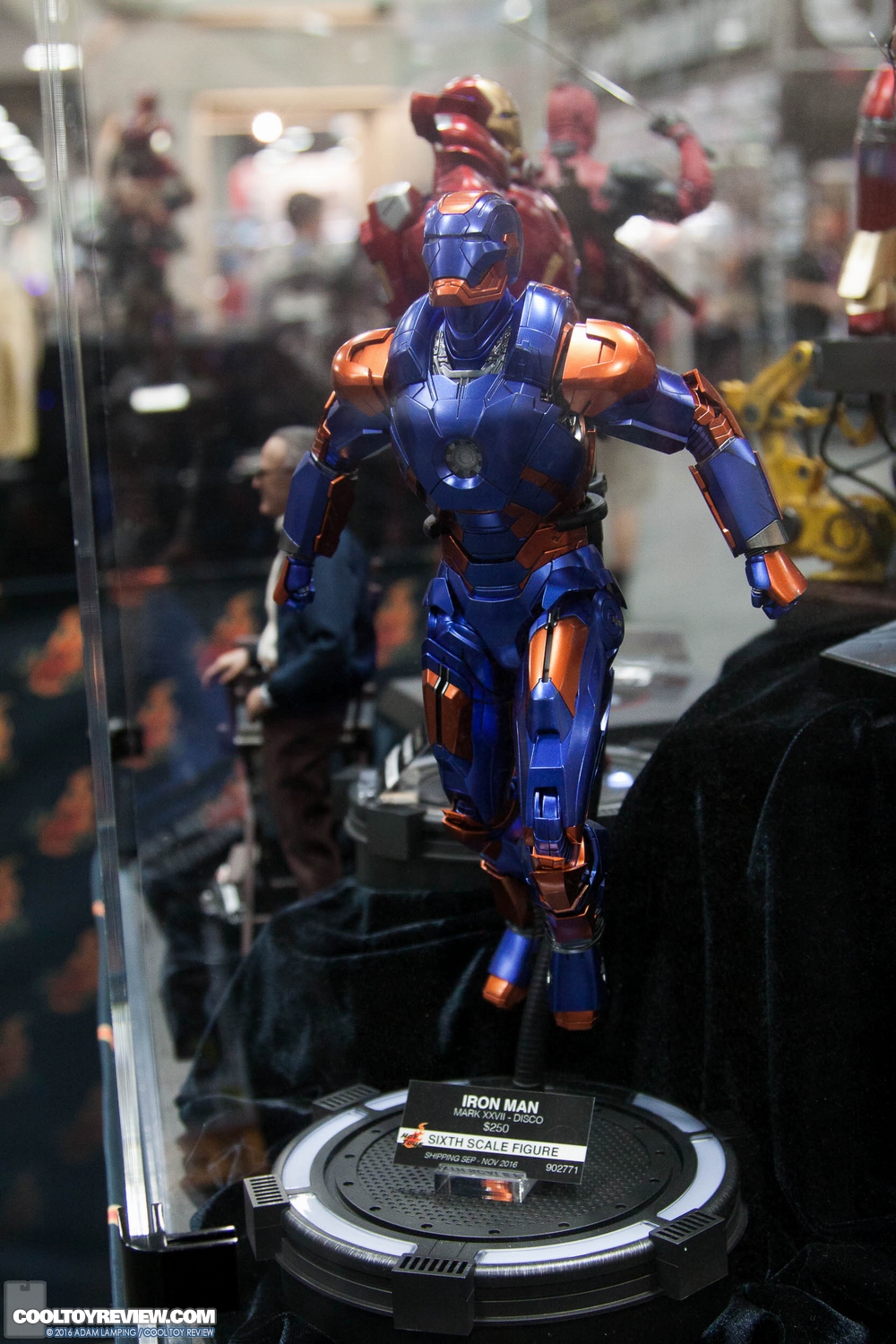 san-diego-comic-con-hot-toys-booth-022.jpg