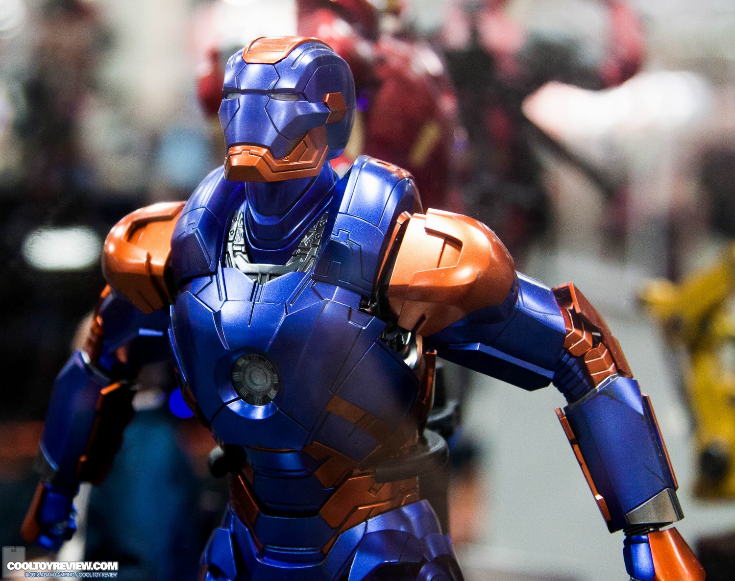 san-diego-comic-con-hot-toys-booth-023.jpg