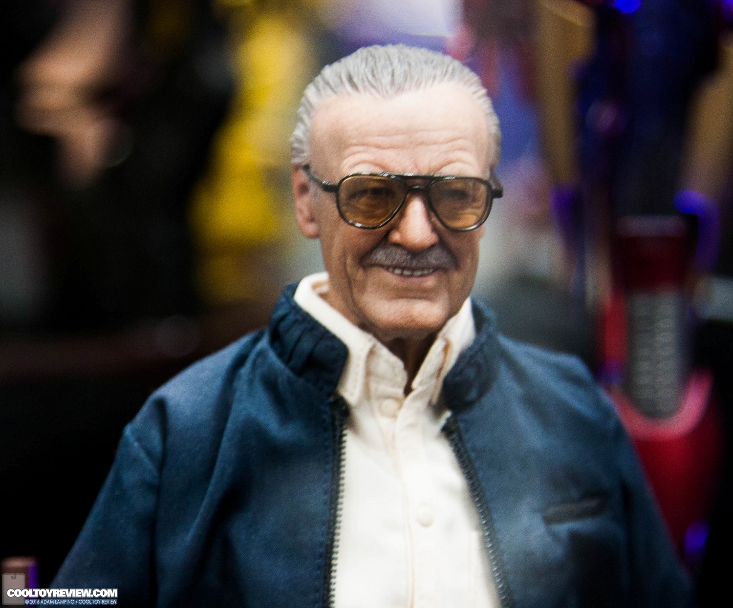 san-diego-comic-con-hot-toys-booth-028.jpg