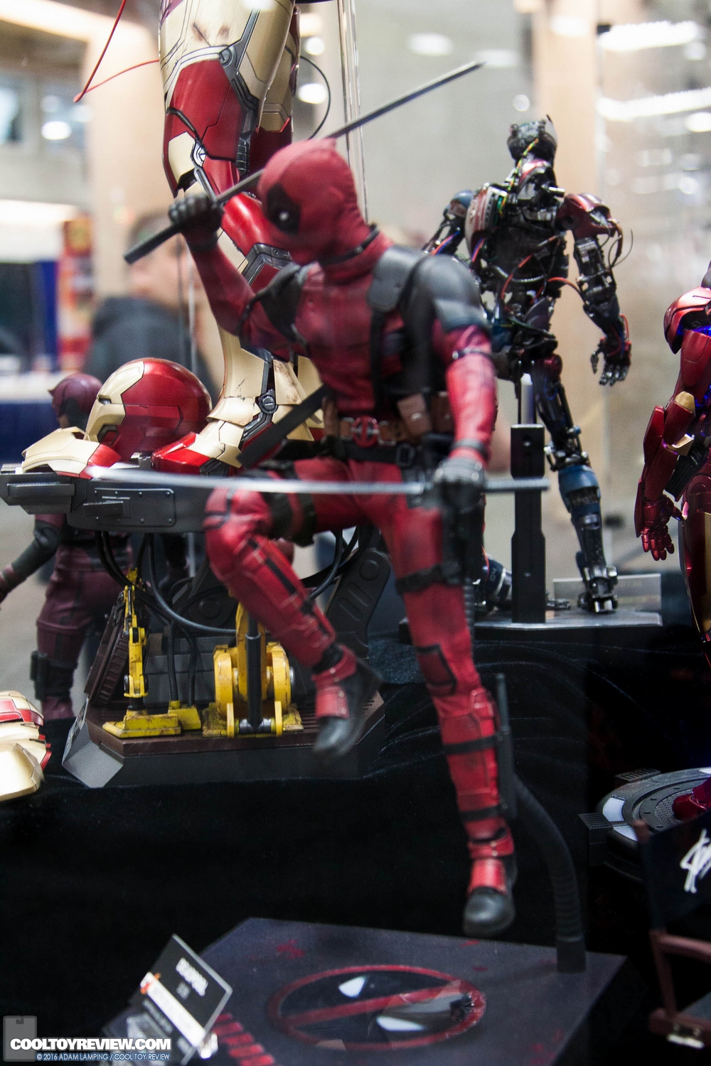 san-diego-comic-con-hot-toys-booth-029.jpg