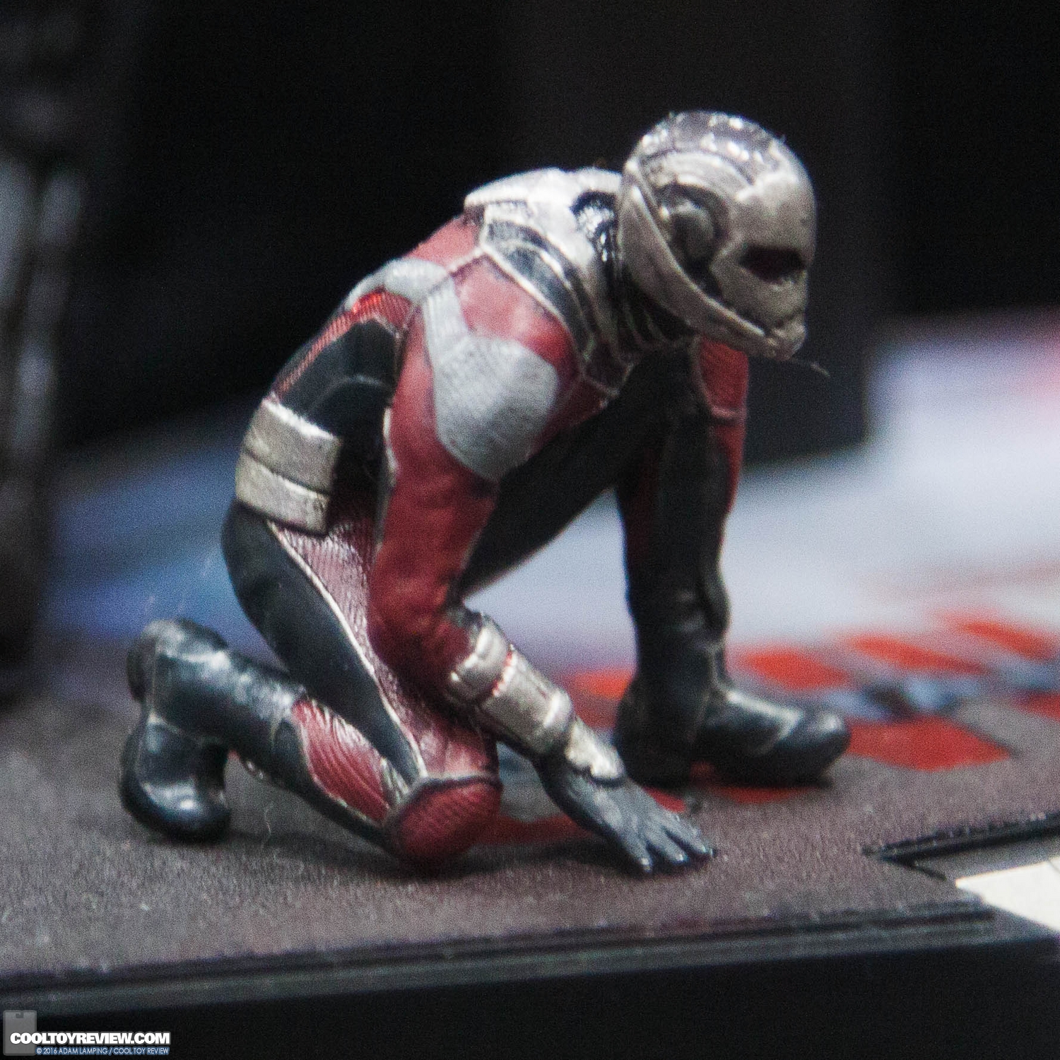 san-diego-comic-con-hot-toys-booth-039.jpg