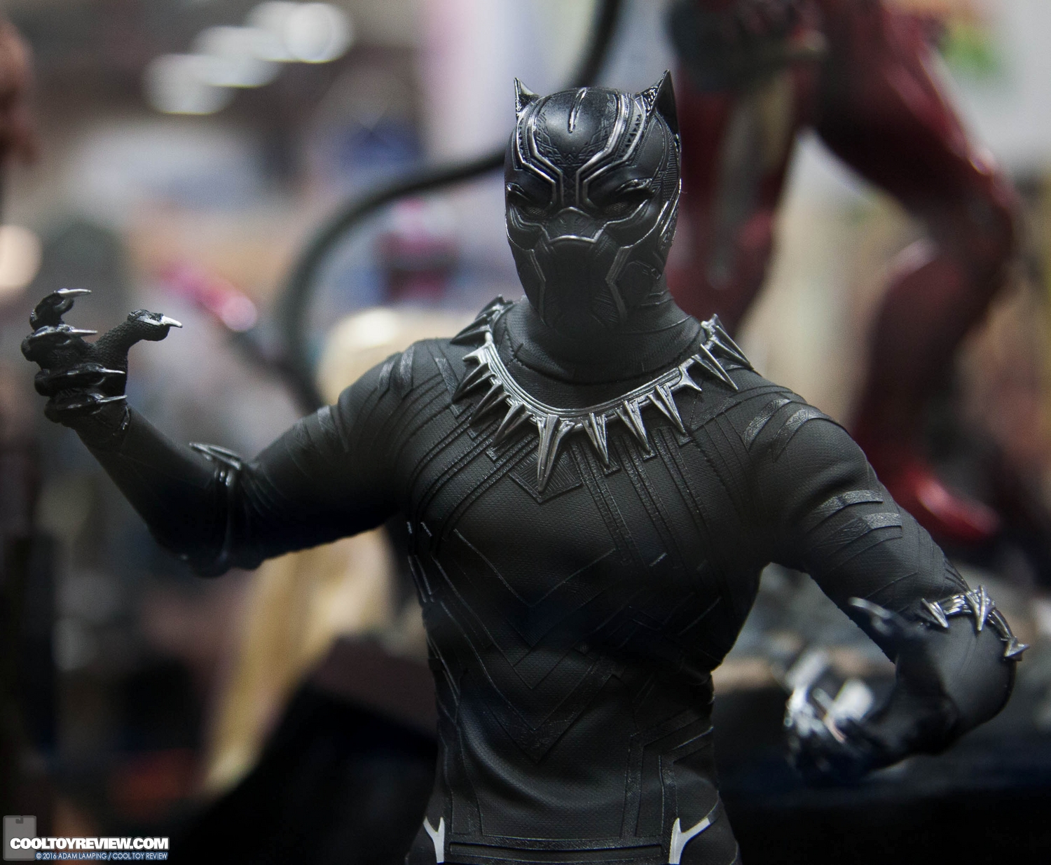 san-diego-comic-con-hot-toys-booth-042.jpg