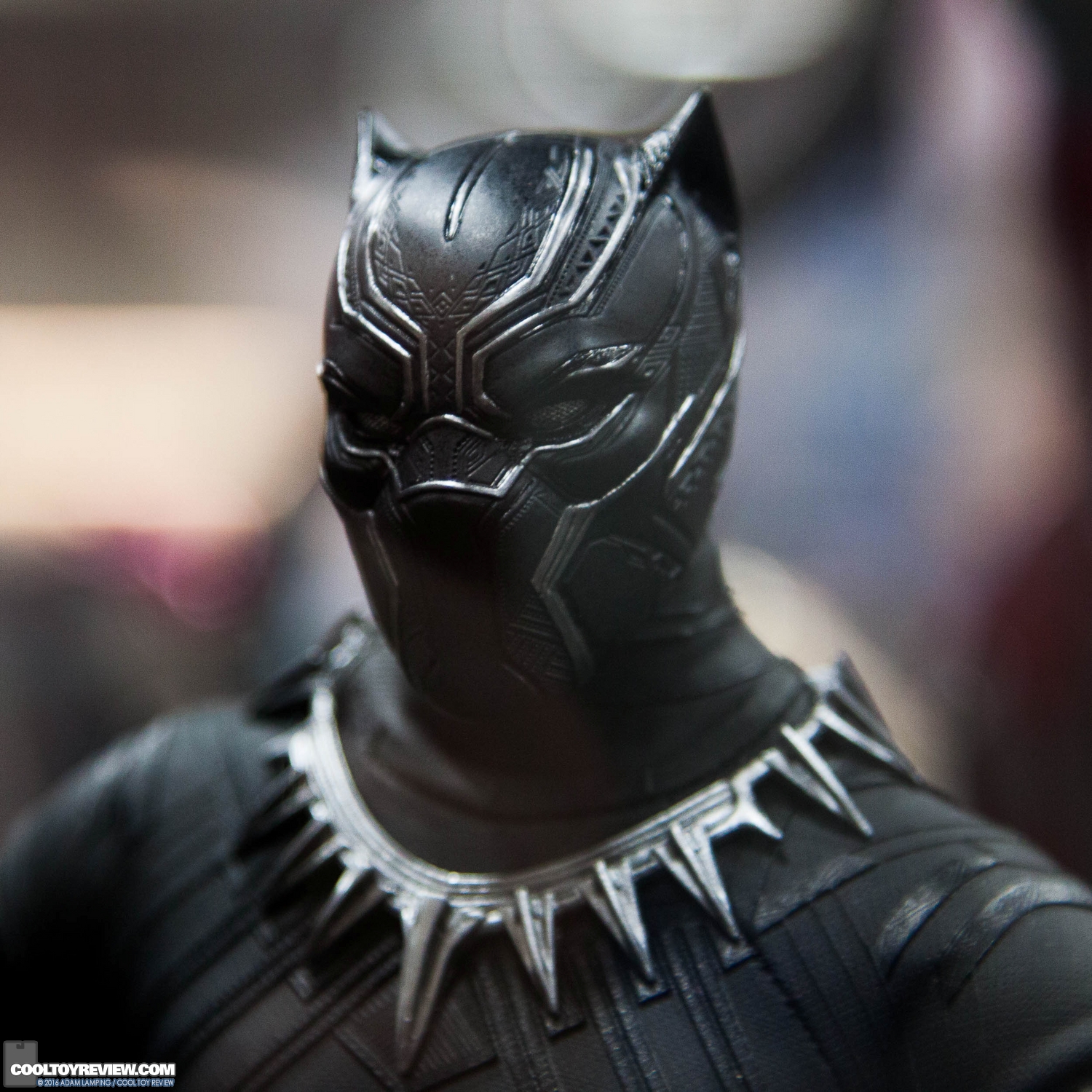 san-diego-comic-con-hot-toys-booth-043.jpg