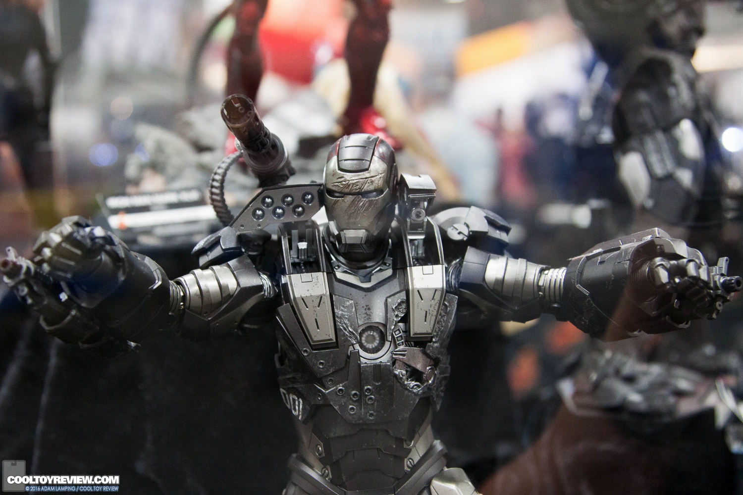 san-diego-comic-con-hot-toys-booth-046.jpg