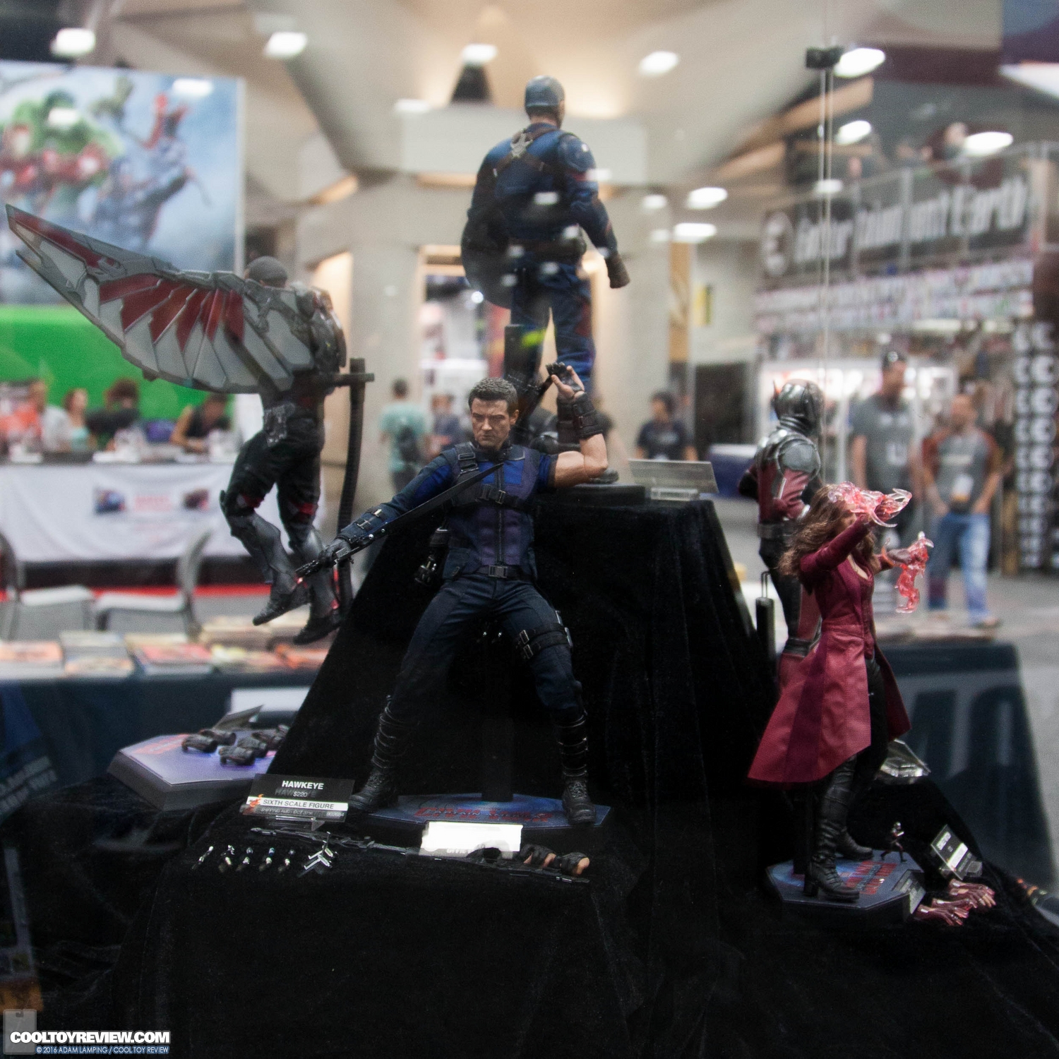 san-diego-comic-con-hot-toys-booth-061.jpg