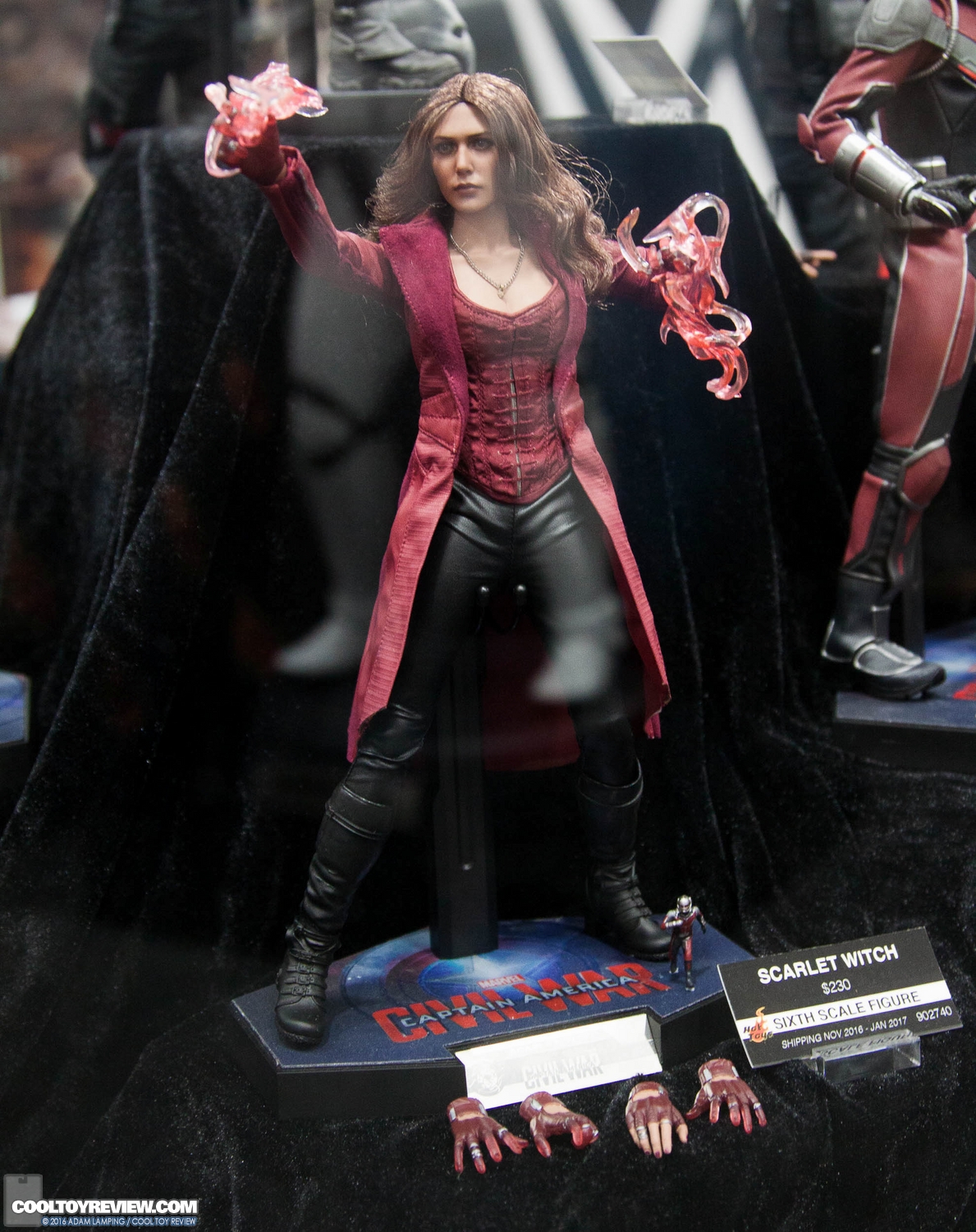 san-diego-comic-con-hot-toys-booth-062.jpg