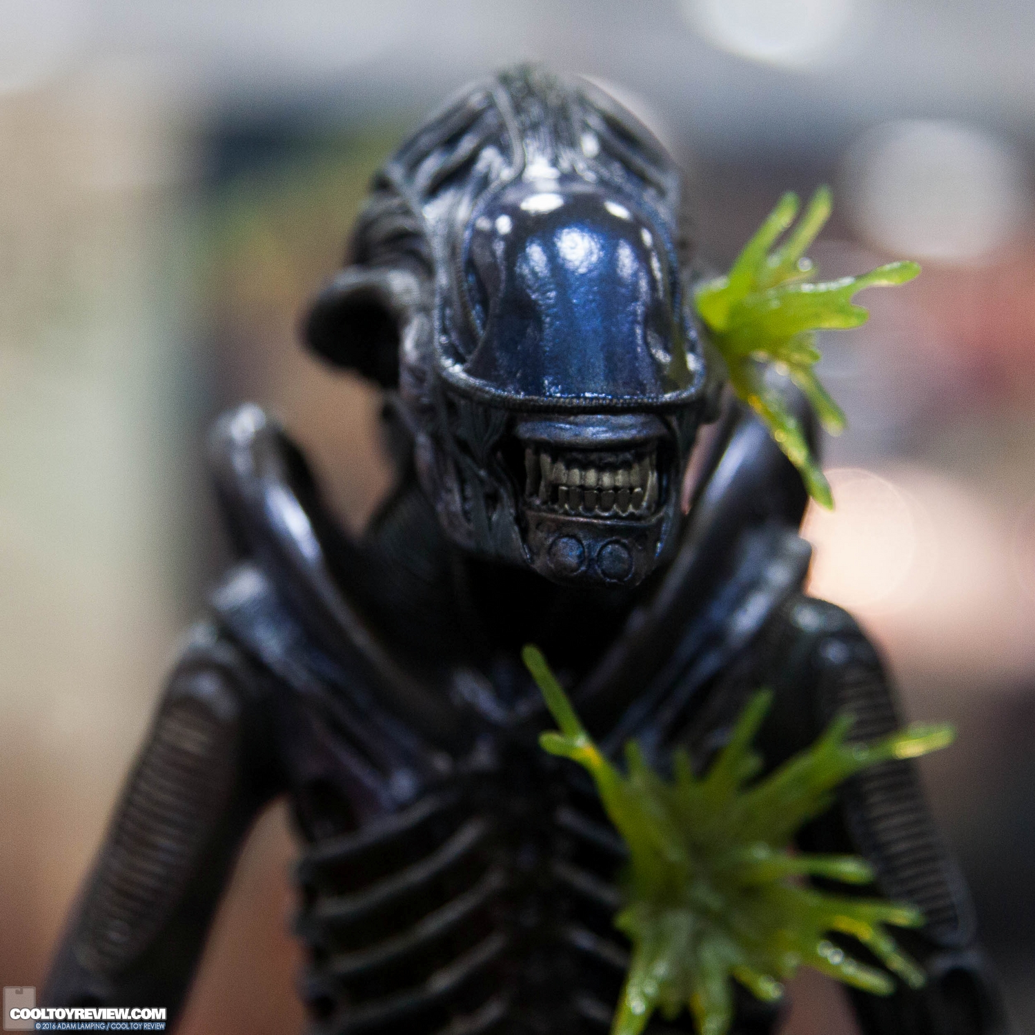 san-diego-comic-con-hot-toys-booth-100.jpg