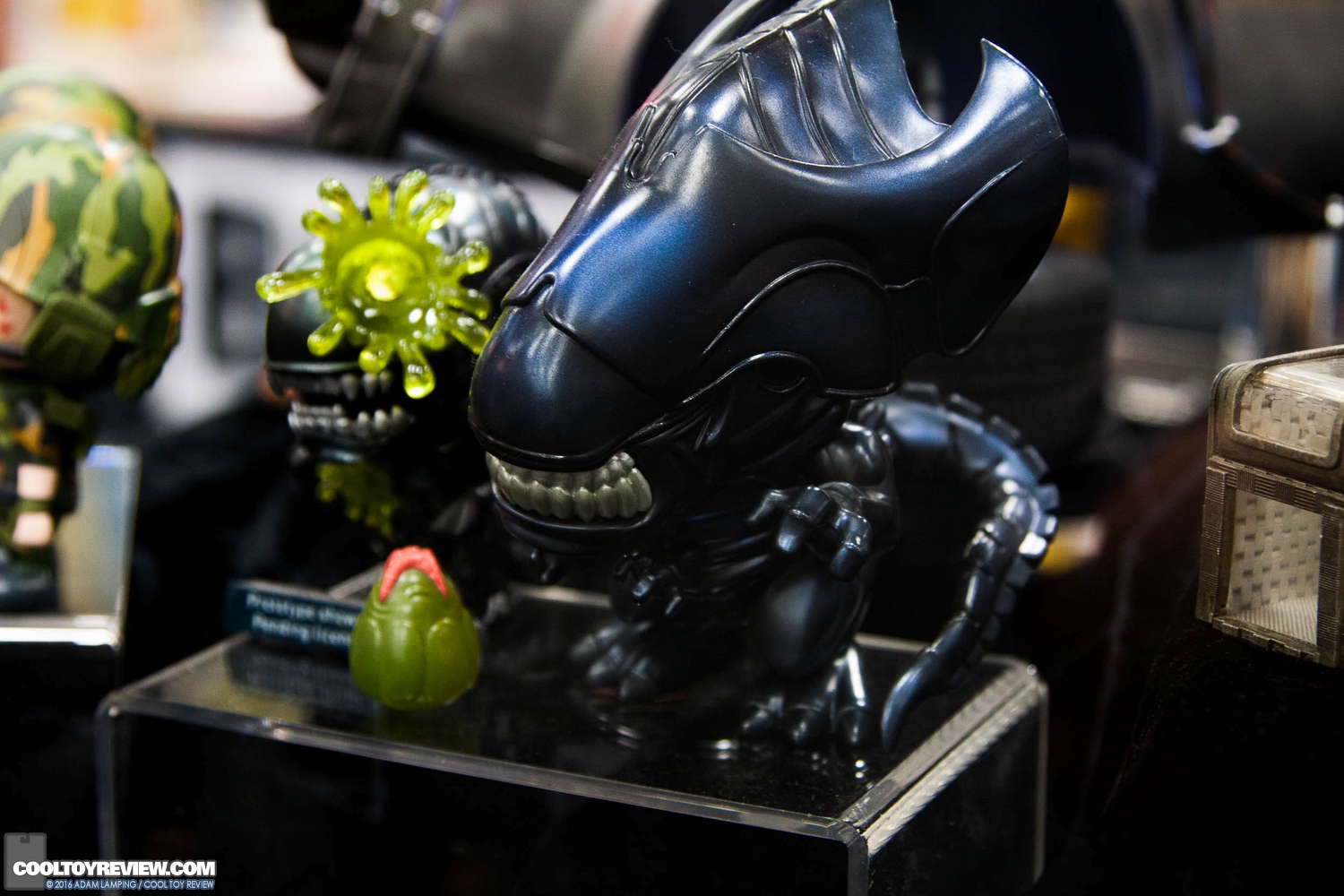 san-diego-comic-con-hot-toys-booth-107.jpg