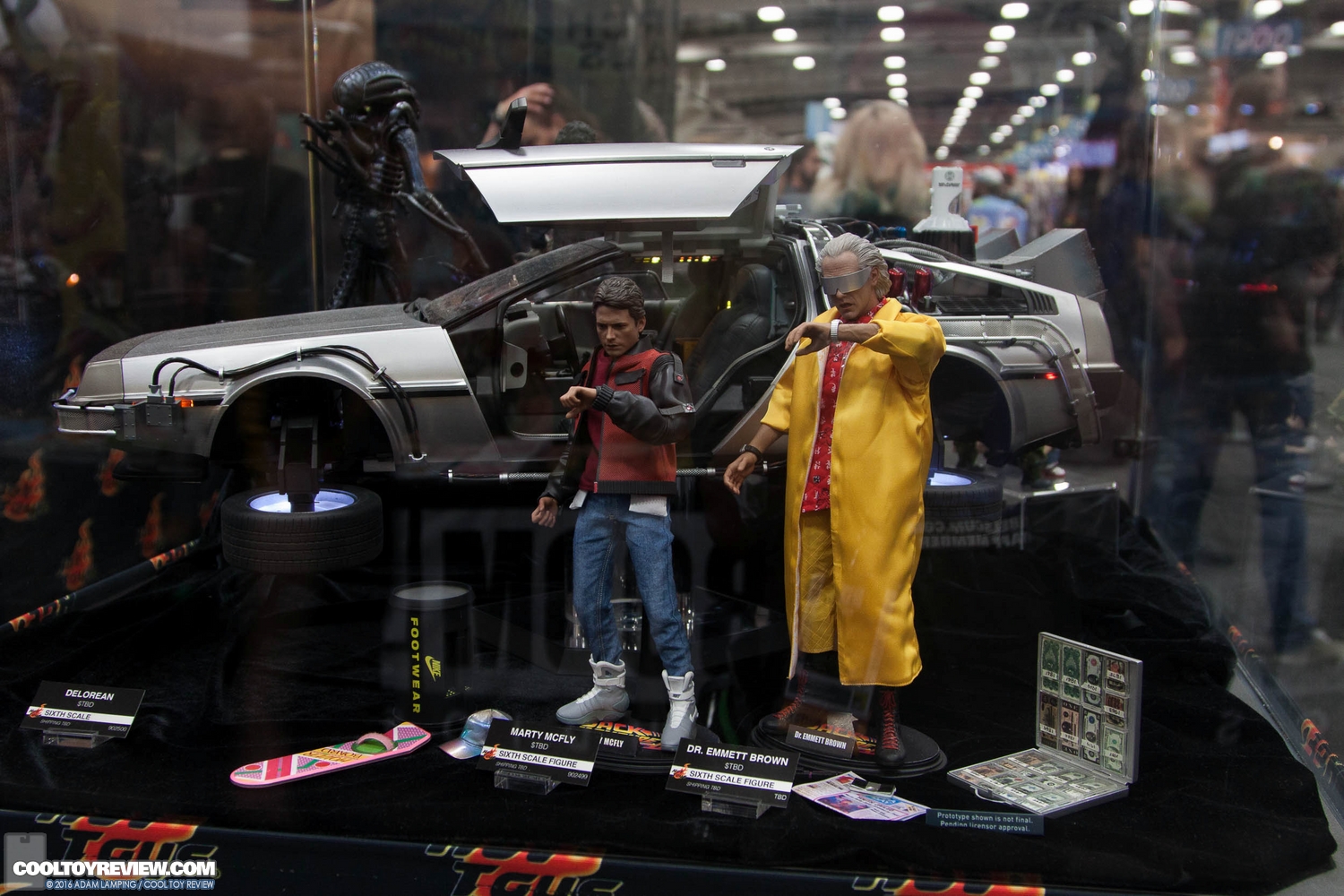 san-diego-comic-con-hot-toys-booth-114.jpg