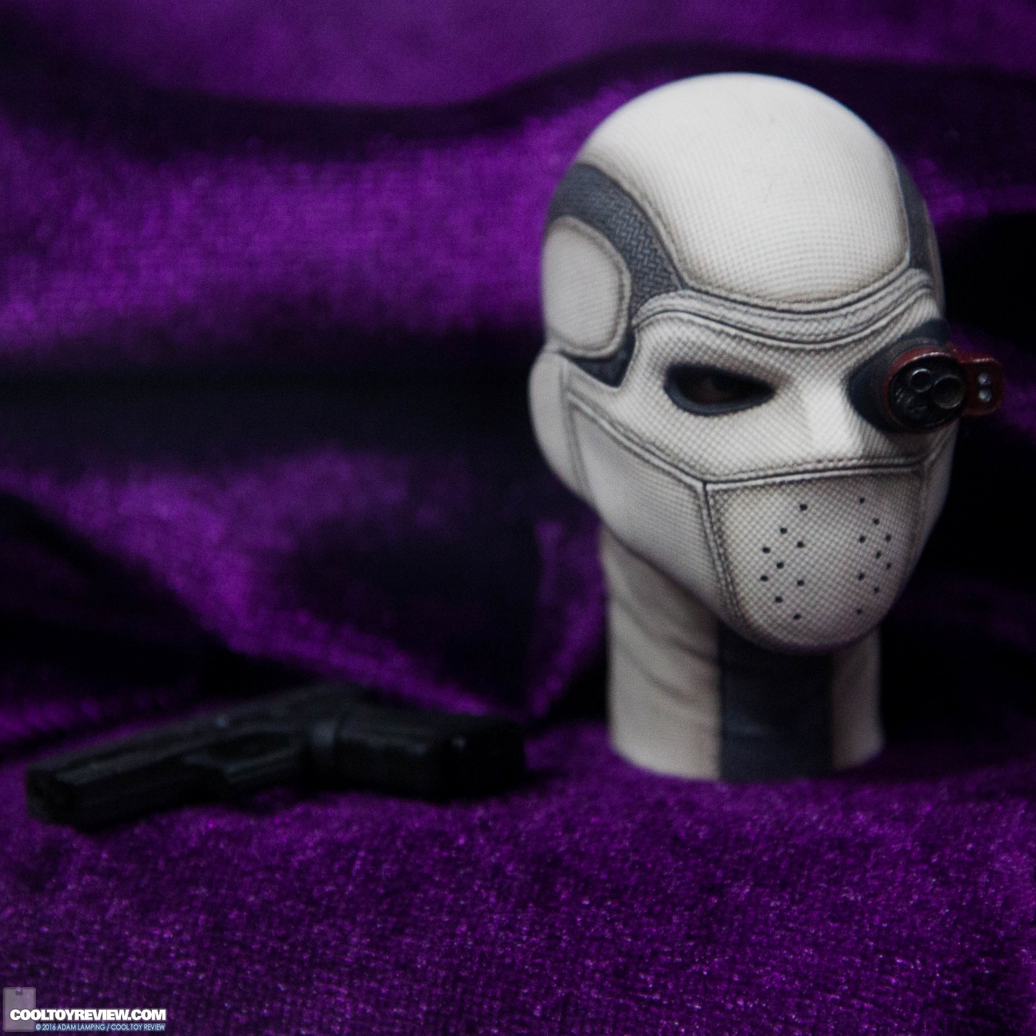 san-diego-comic-con-hot-toys-booth-160.jpg