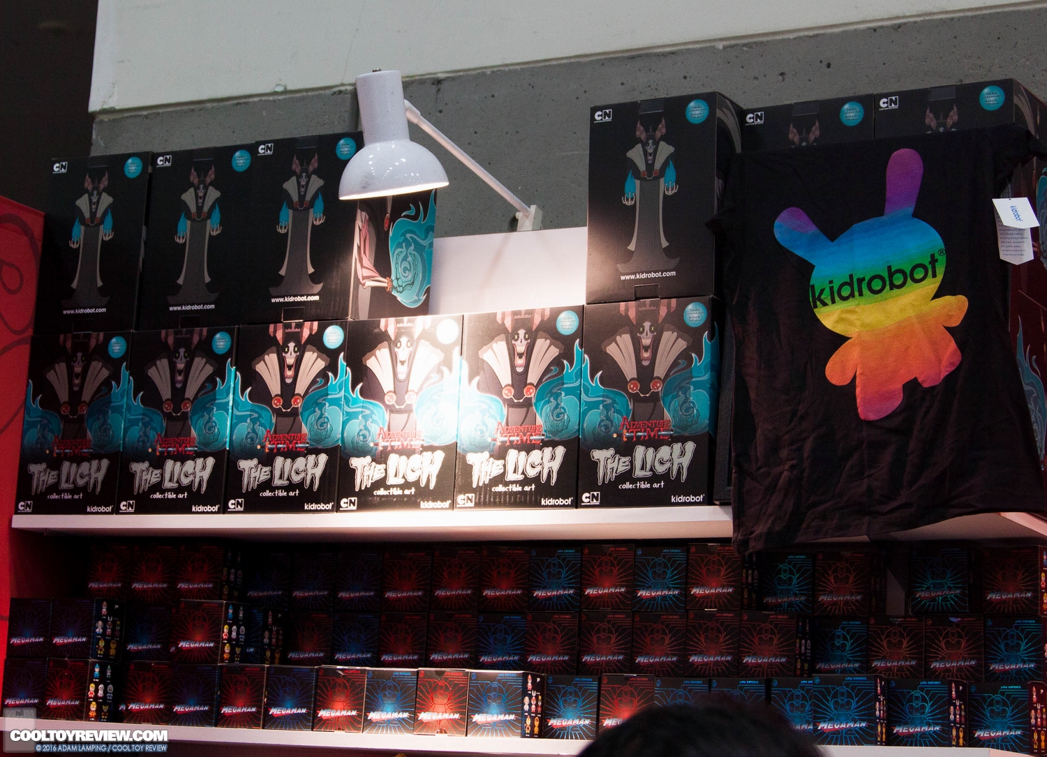 san-diego-comic-con-kidrobot-booth-011.jpg