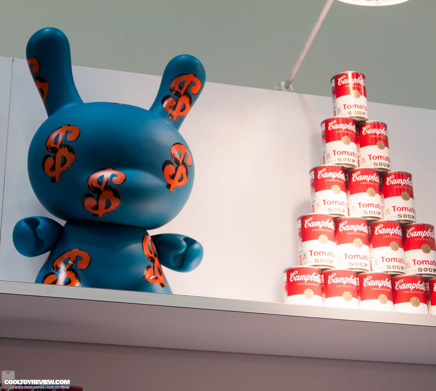 san-diego-comic-con-kidrobot-booth-016.jpg