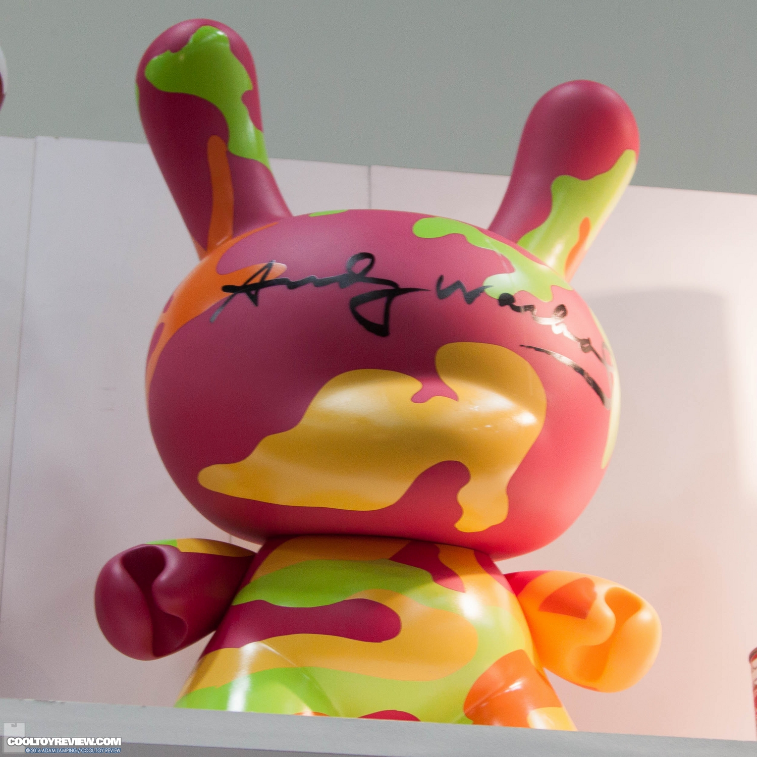 san-diego-comic-con-kidrobot-booth-018.jpg