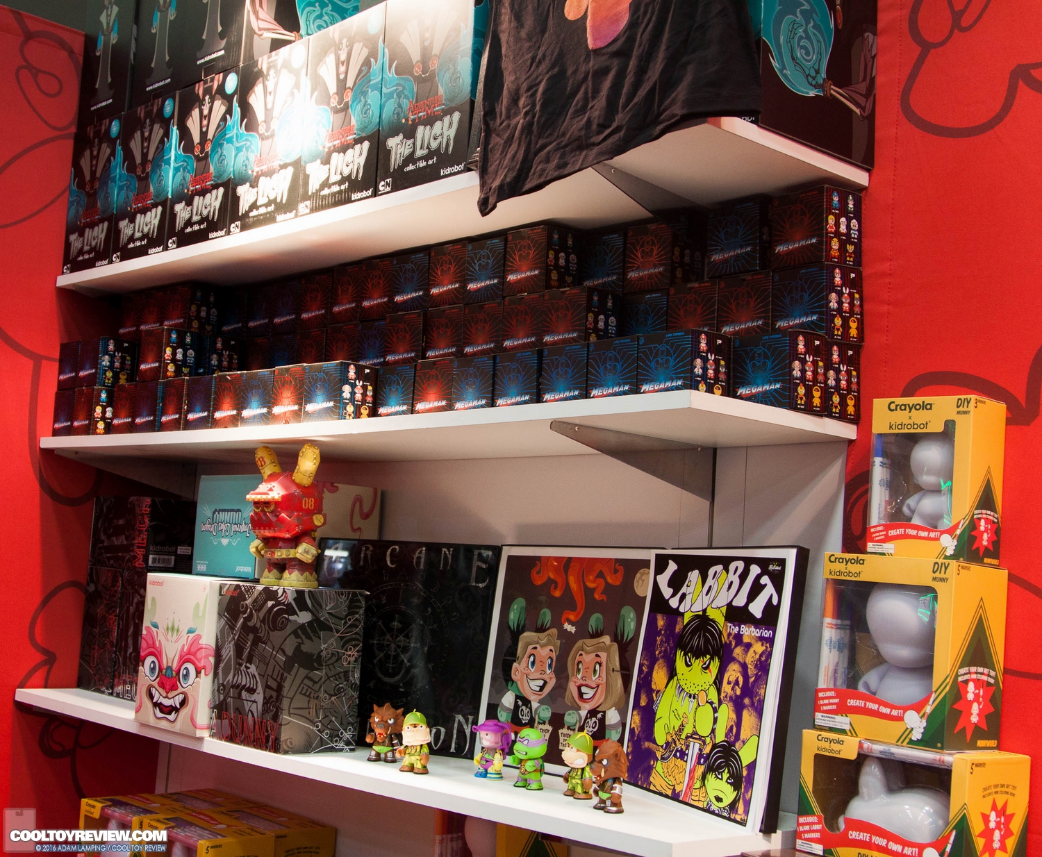 san-diego-comic-con-kidrobot-booth-022.jpg