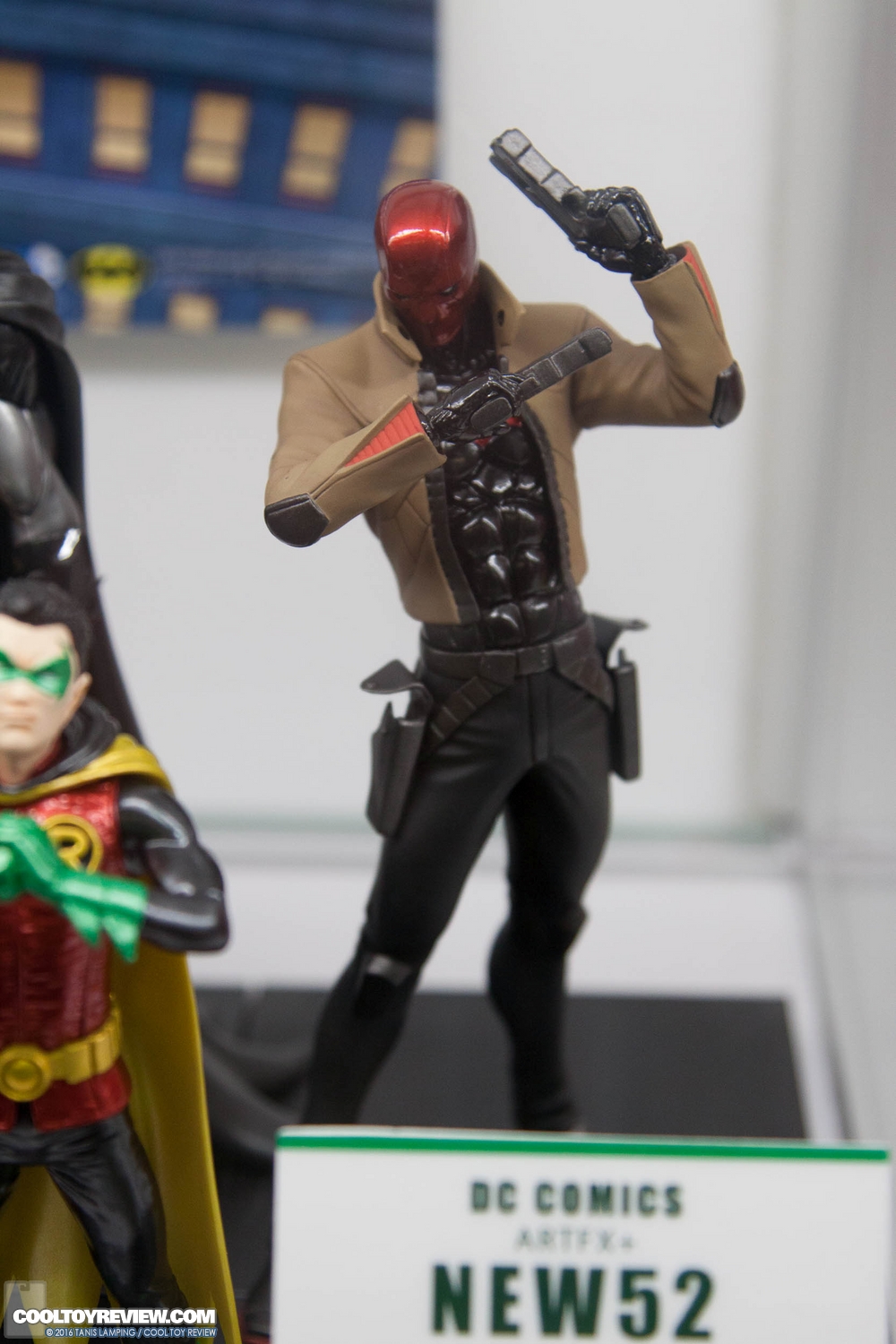 san-diego-comic-con-kotobukiya-booth-100.jpg