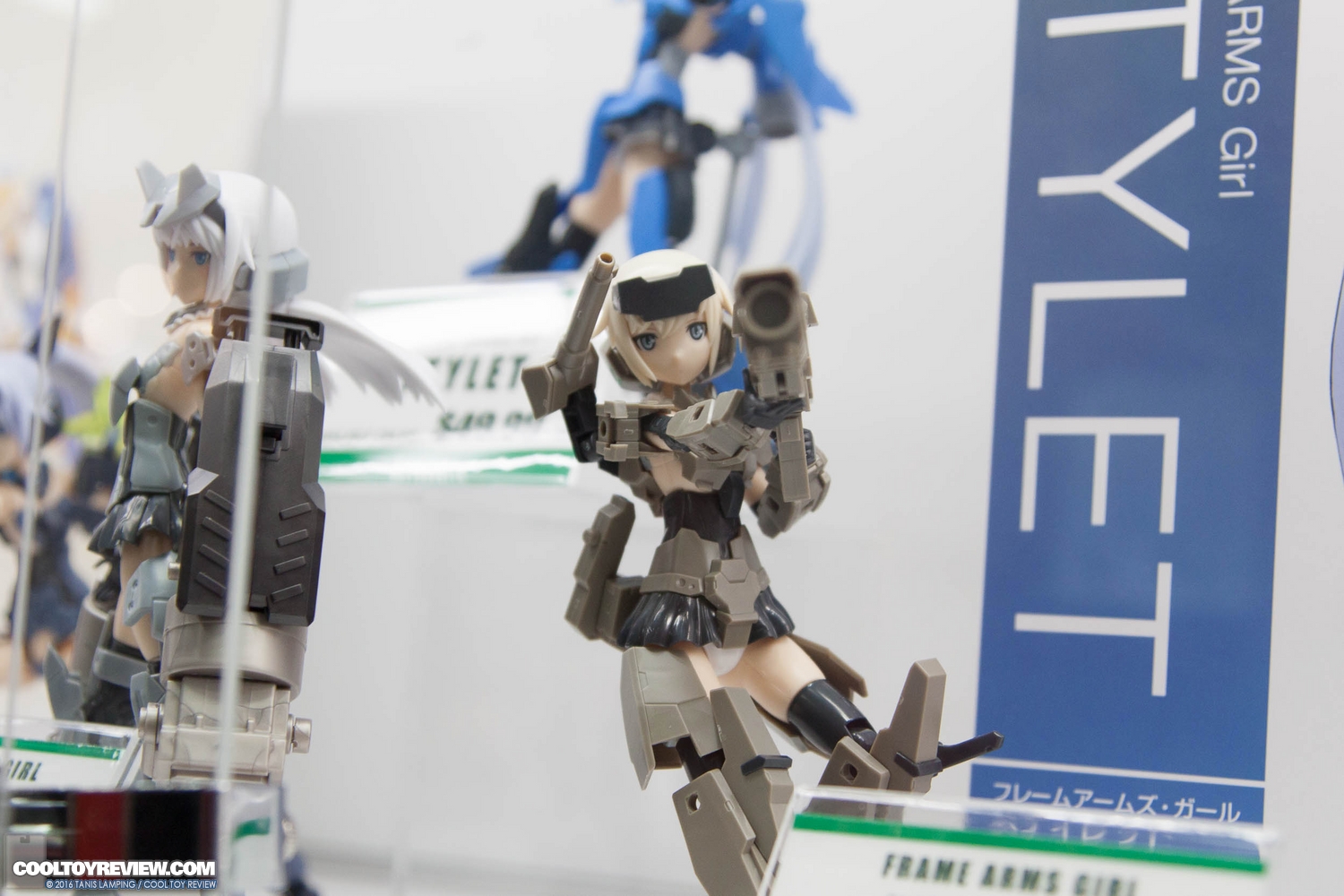 san-diego-comic-con-kotobukiya-booth-177.jpg