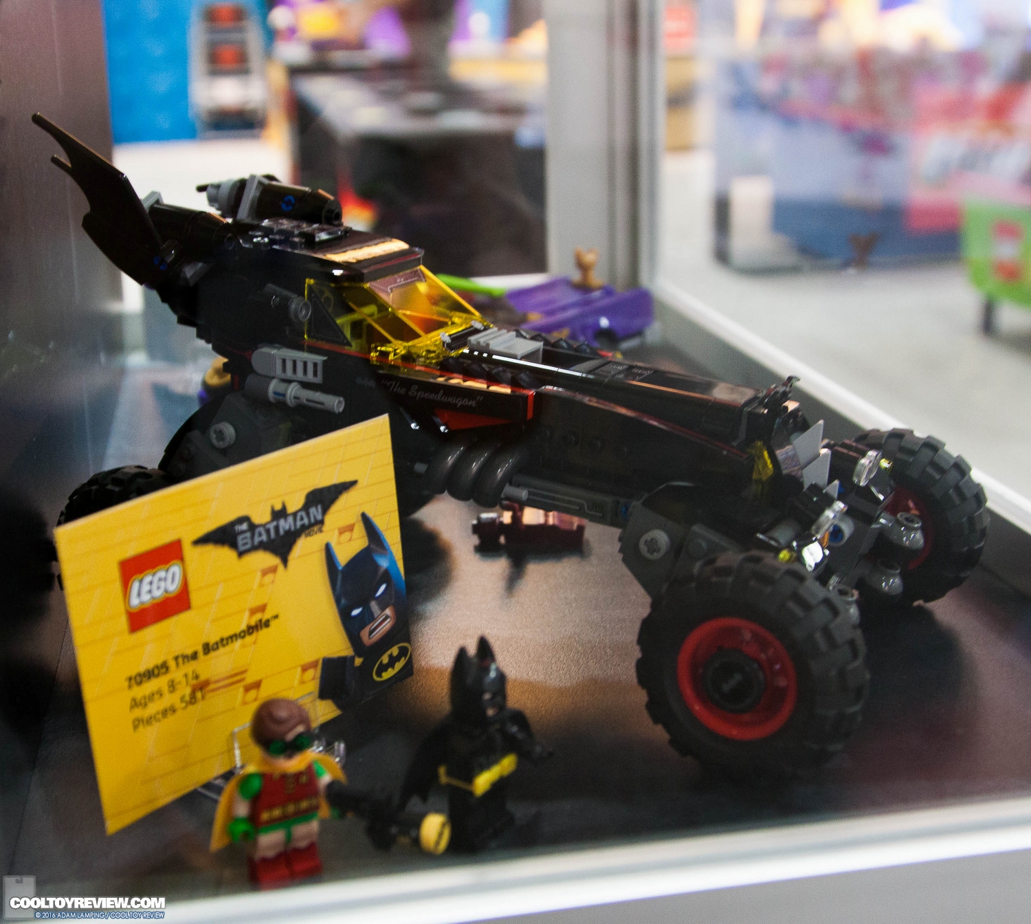 san-diego-comic-con-lego-booth-007.jpg