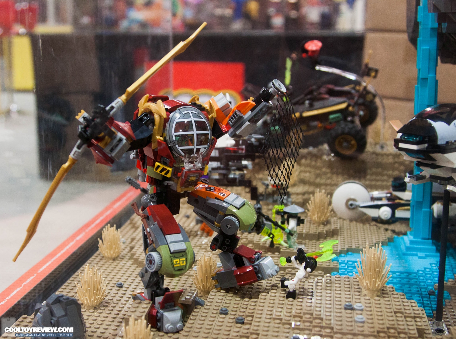 san-diego-comic-con-lego-booth-027.jpg