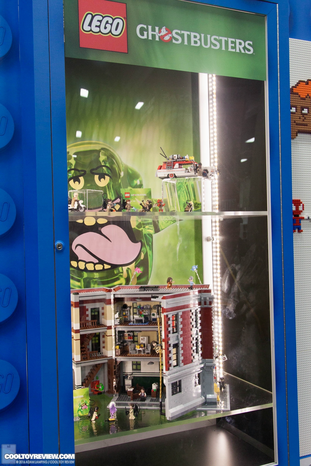 san-diego-comic-con-lego-booth-031.jpg