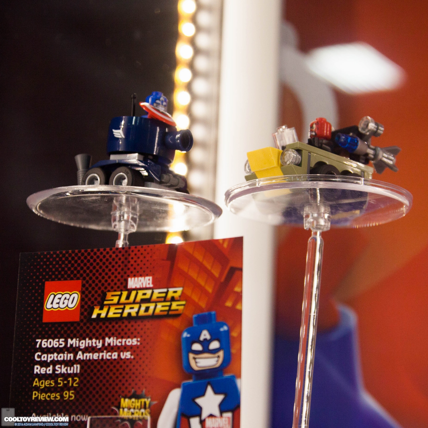 san-diego-comic-con-lego-booth-039.jpg