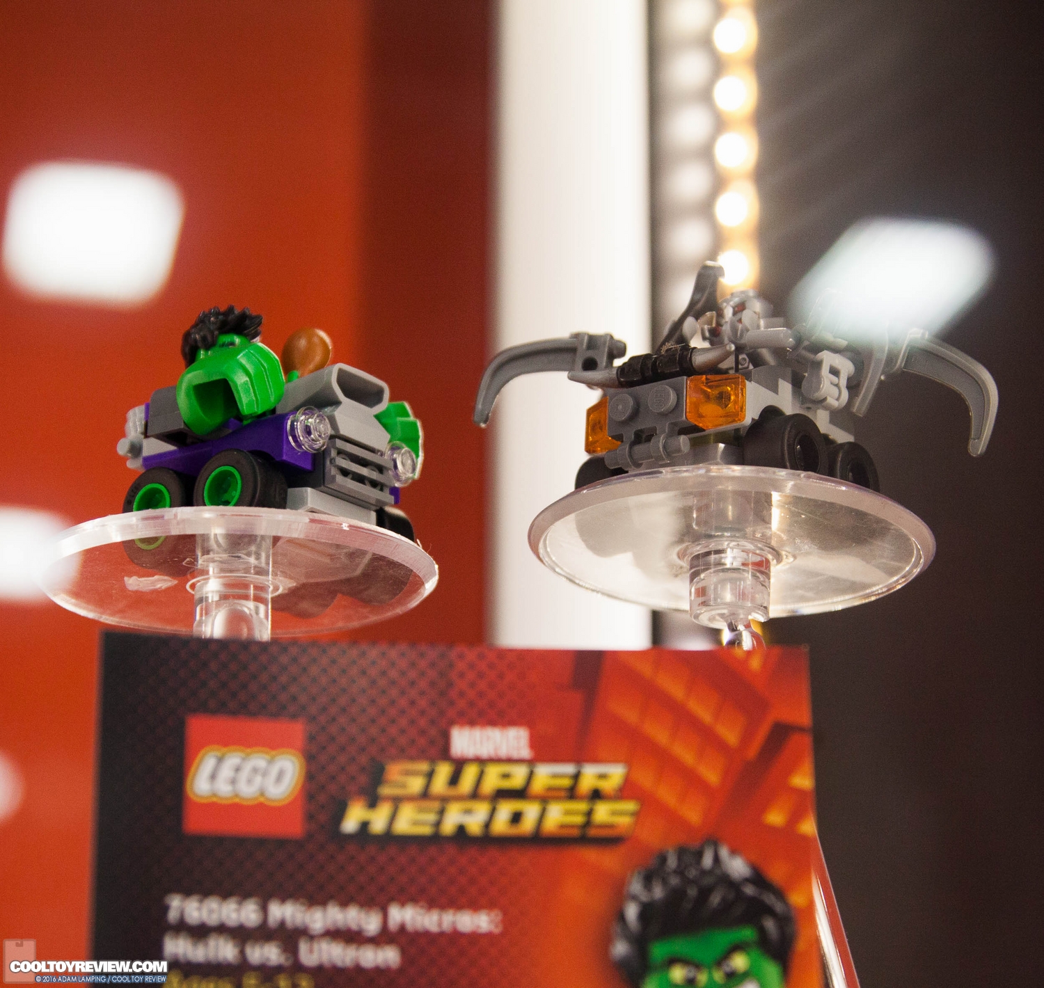 san-diego-comic-con-lego-booth-041.jpg