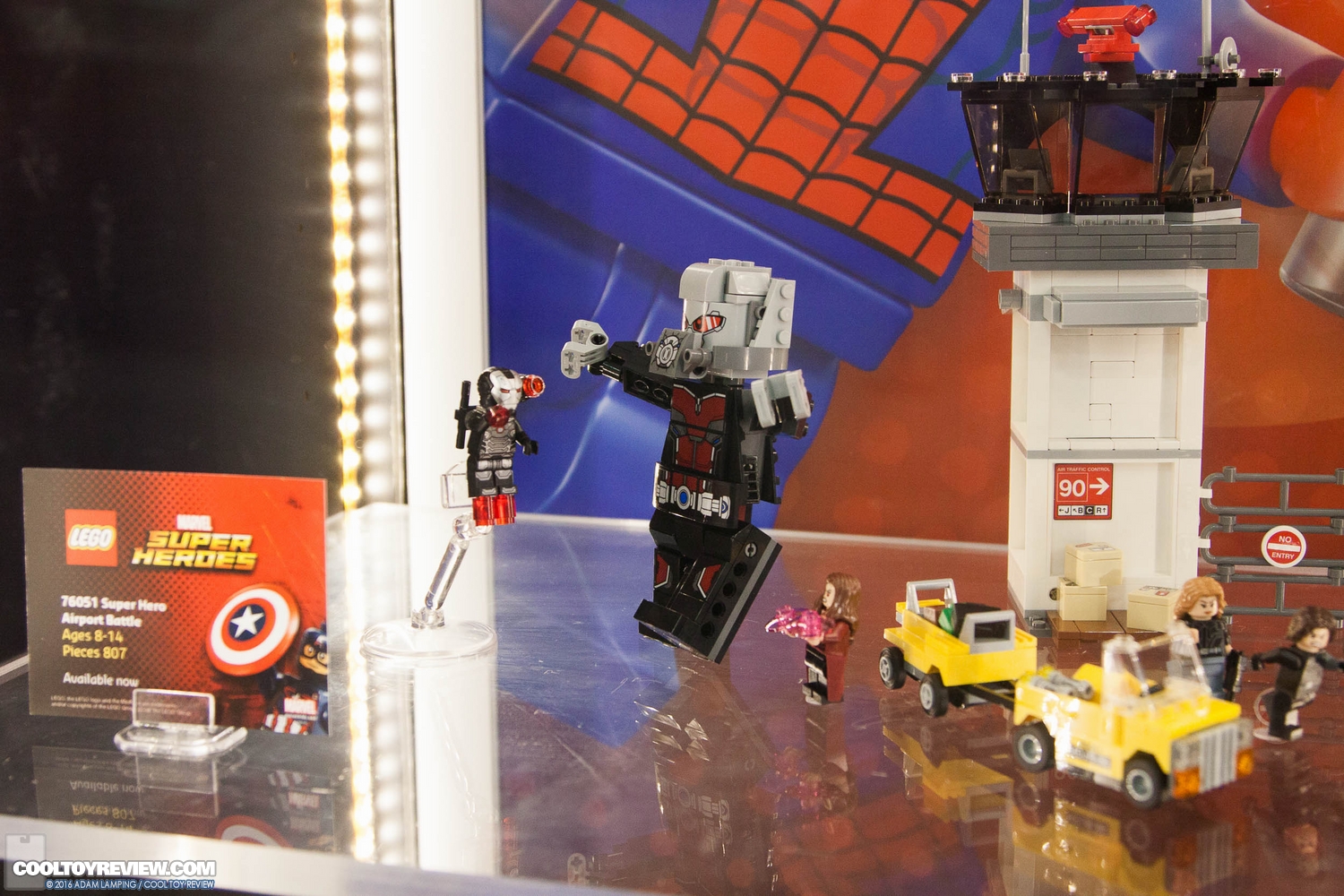 san-diego-comic-con-lego-booth-042.jpg