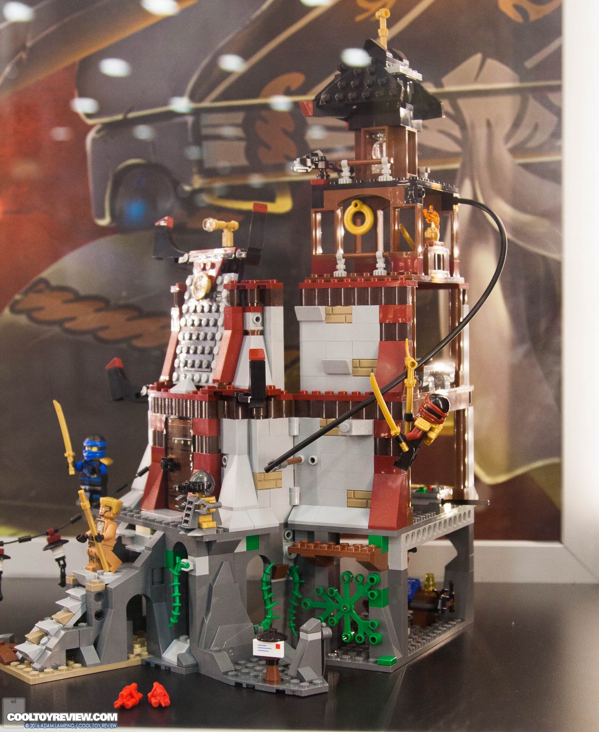 san-diego-comic-con-lego-booth-059.jpg