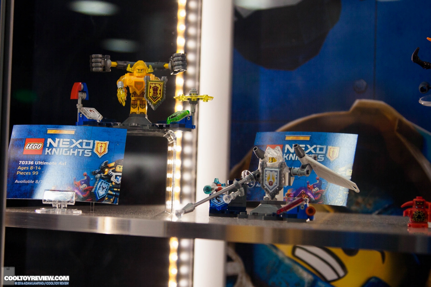 san-diego-comic-con-lego-booth-065.jpg