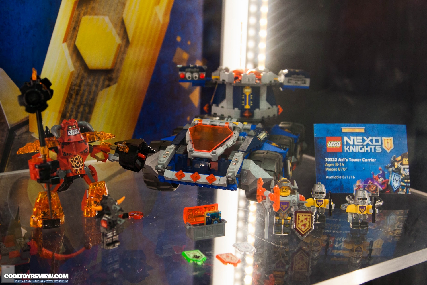 san-diego-comic-con-lego-booth-073.jpg