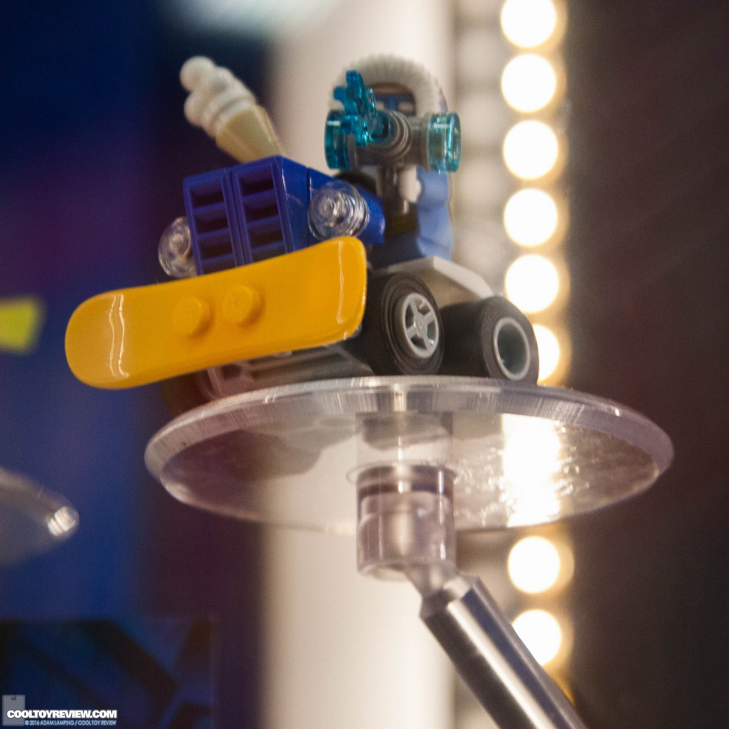 san-diego-comic-con-lego-booth-088.jpg