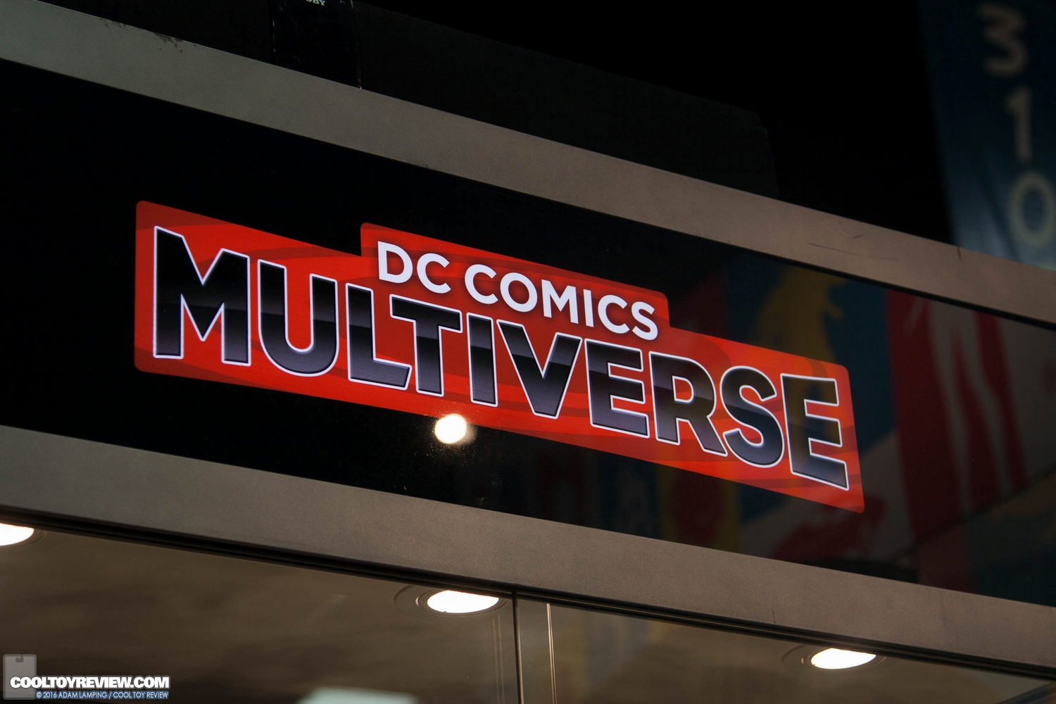 san-diego-comic-con-mattel-dc-comics-multiverse-001.jpg