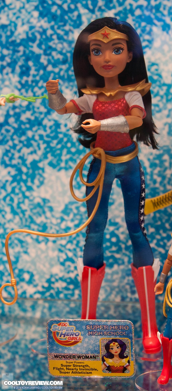 san-diego-comic-con-mattel-dc-super-hero-girls-016.jpg