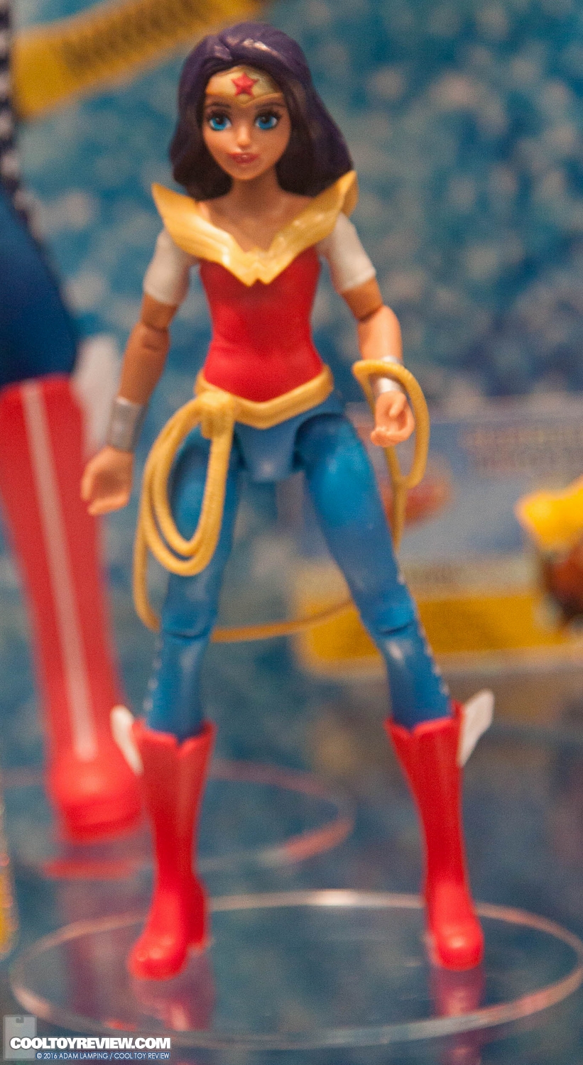 san-diego-comic-con-mattel-dc-super-hero-girls-017.jpg