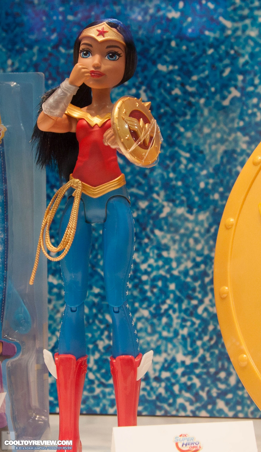 san-diego-comic-con-mattel-dc-super-hero-girls-040.jpg