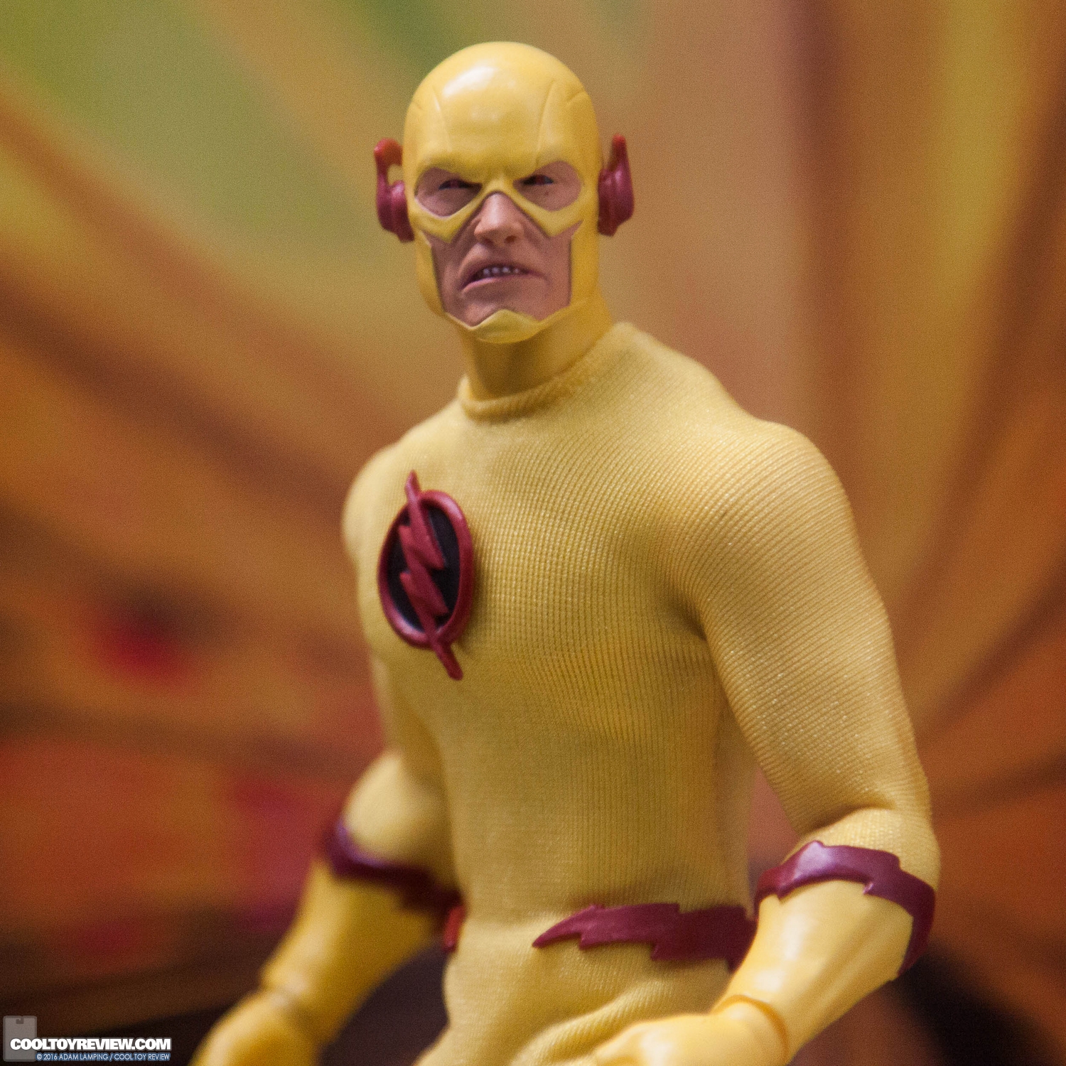 san-diego-comic-con-mezco-toyz-booth-070.jpg