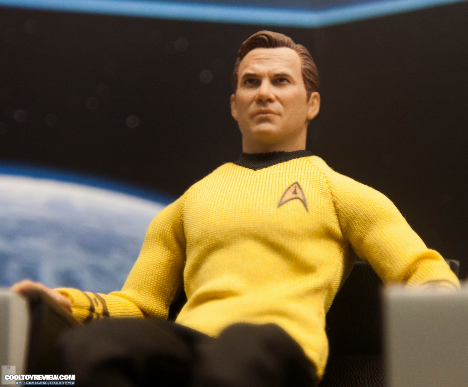 san-diego-comic-con-mezco-toyz-booth-076.jpg