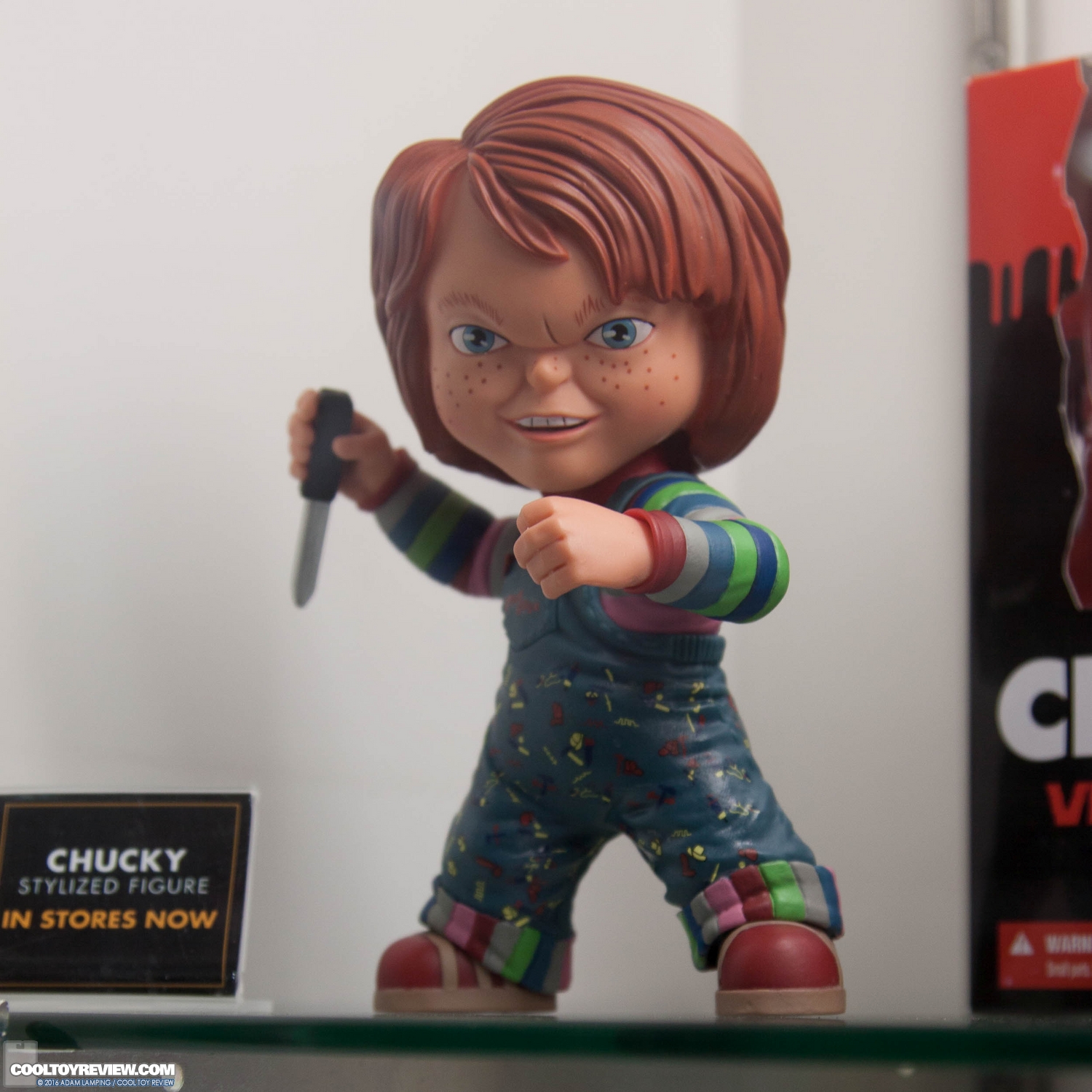 san-diego-comic-con-mezco-toyz-booth-192.jpg