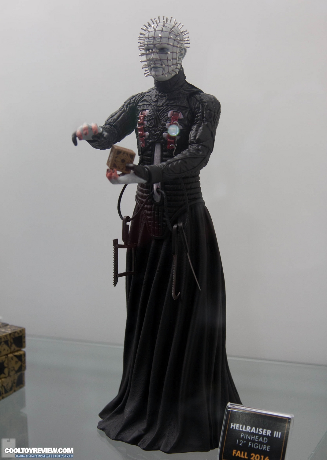 san-diego-comic-con-mezco-toyz-booth-212.jpg