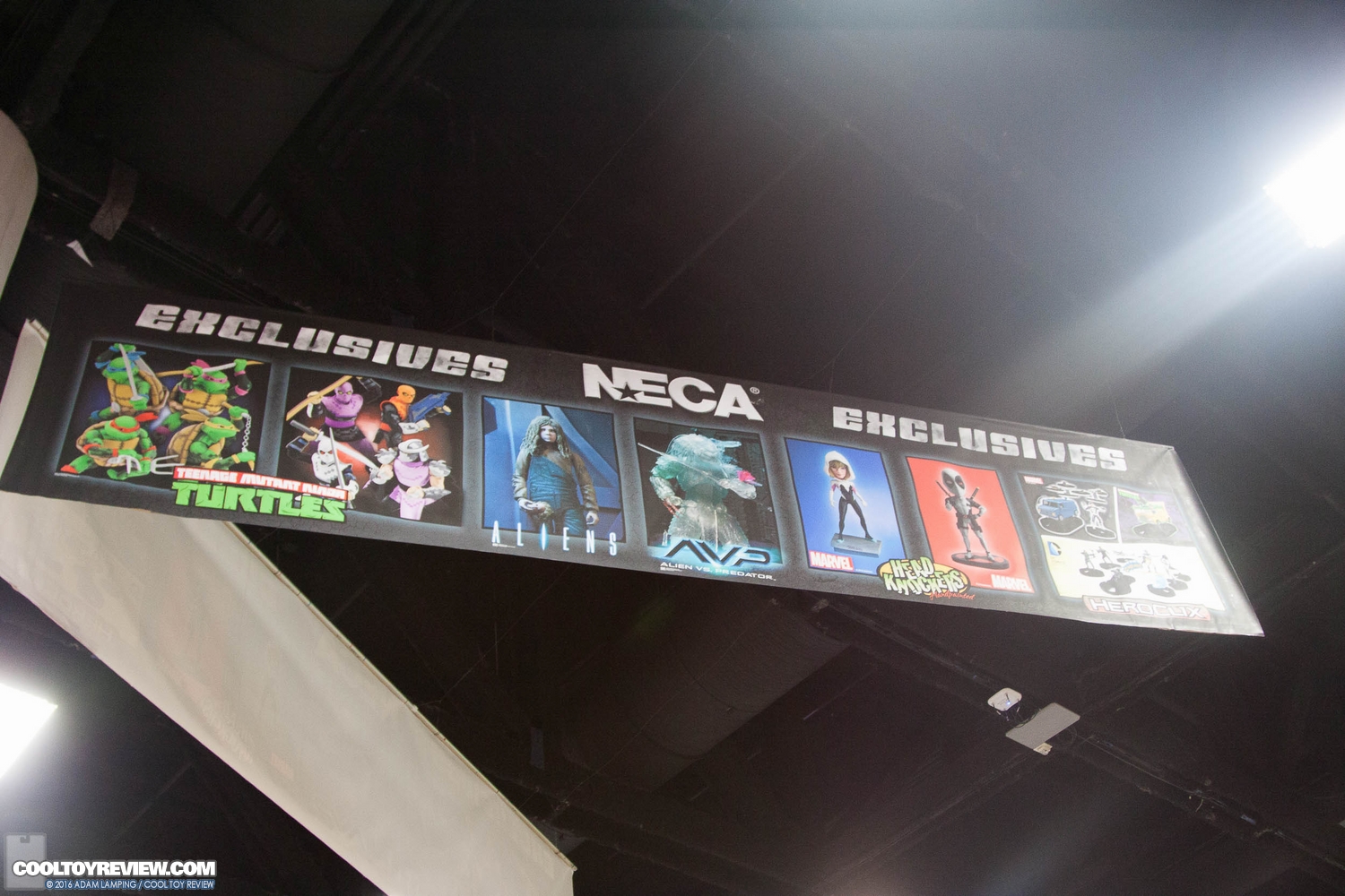 san-diego-comic-con-neca-booth-001.jpg