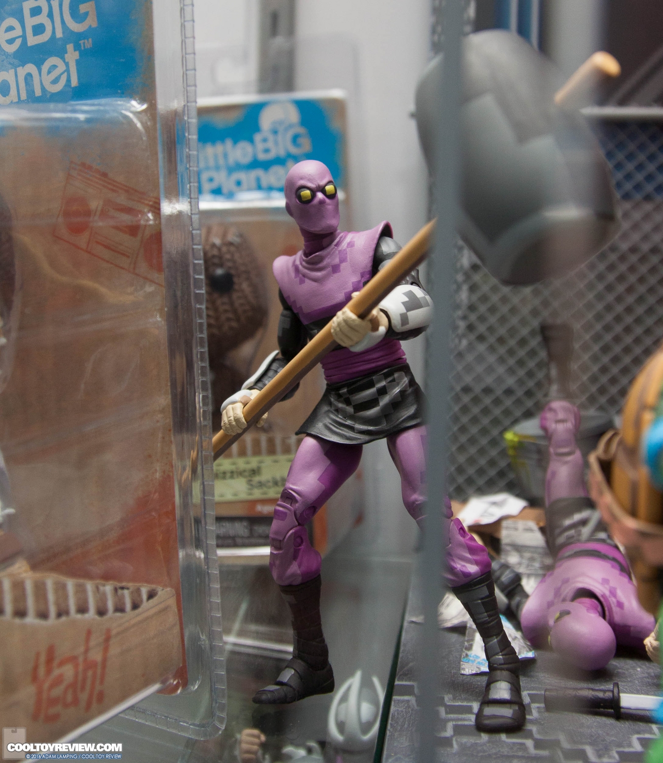 san-diego-comic-con-neca-booth-017.jpg