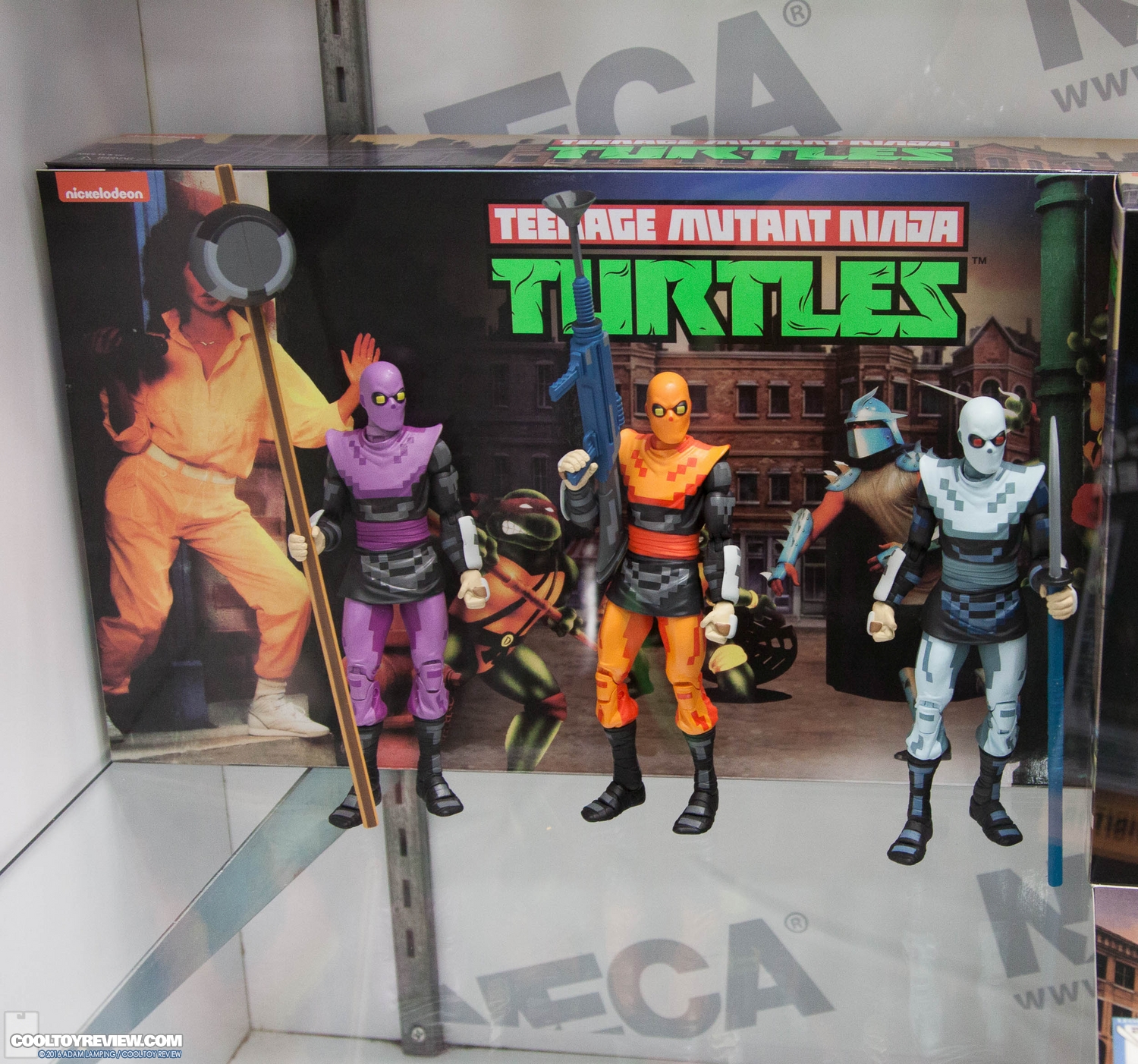 san-diego-comic-con-neca-booth-029.jpg