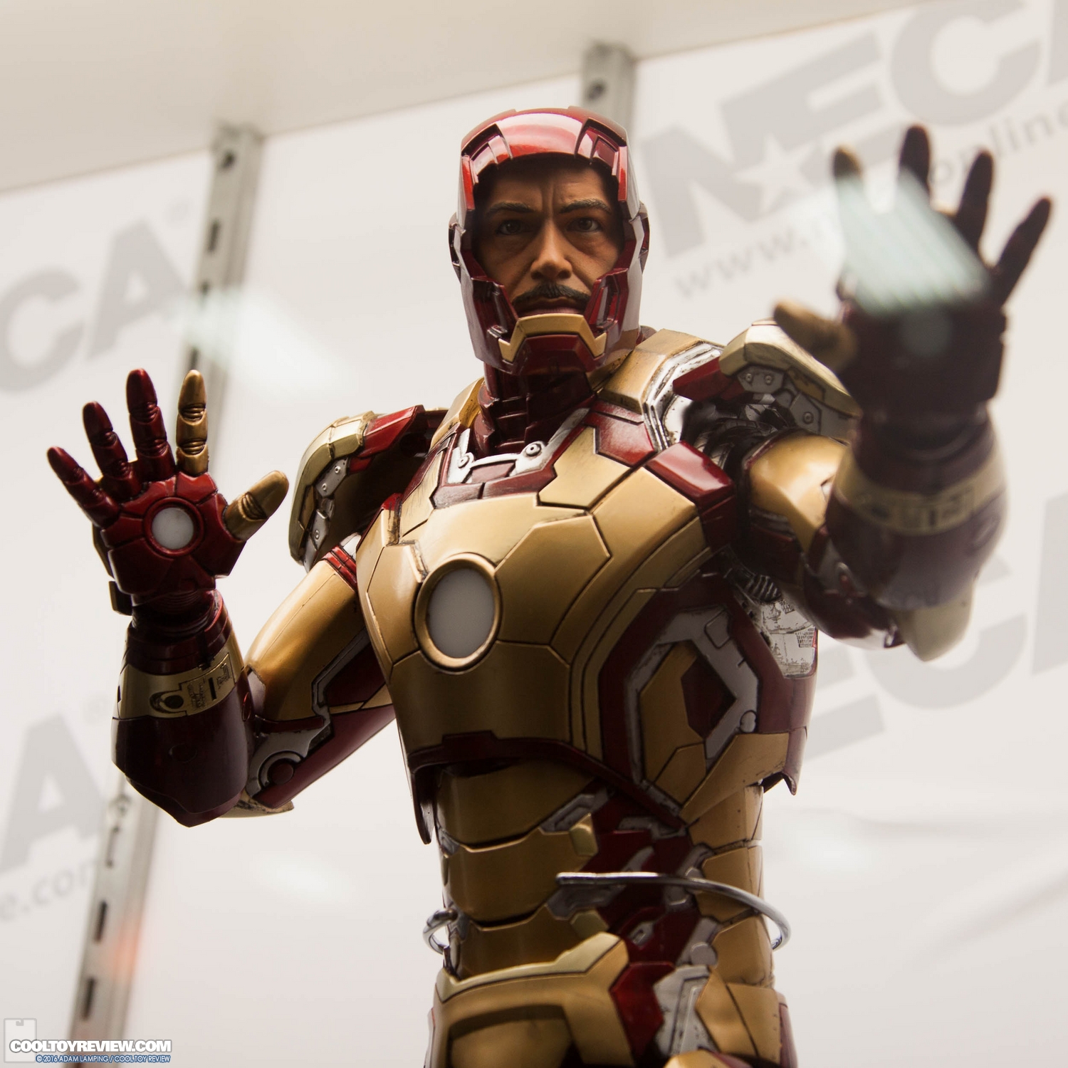 san-diego-comic-con-neca-booth-045.jpg