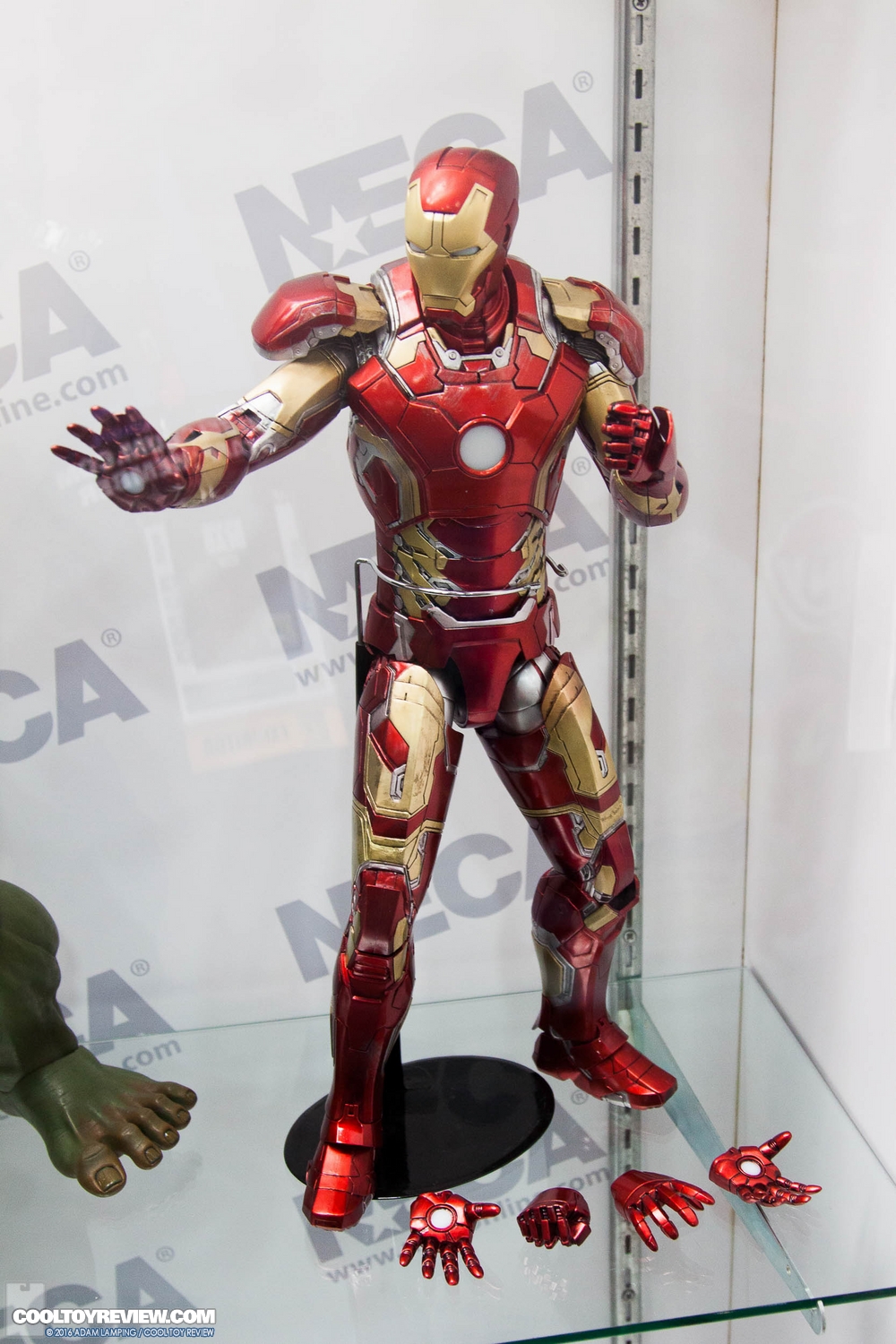 san-diego-comic-con-neca-booth-061.jpg