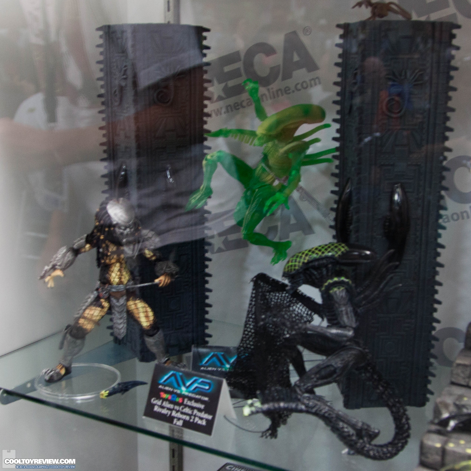 san-diego-comic-con-neca-booth-117.jpg