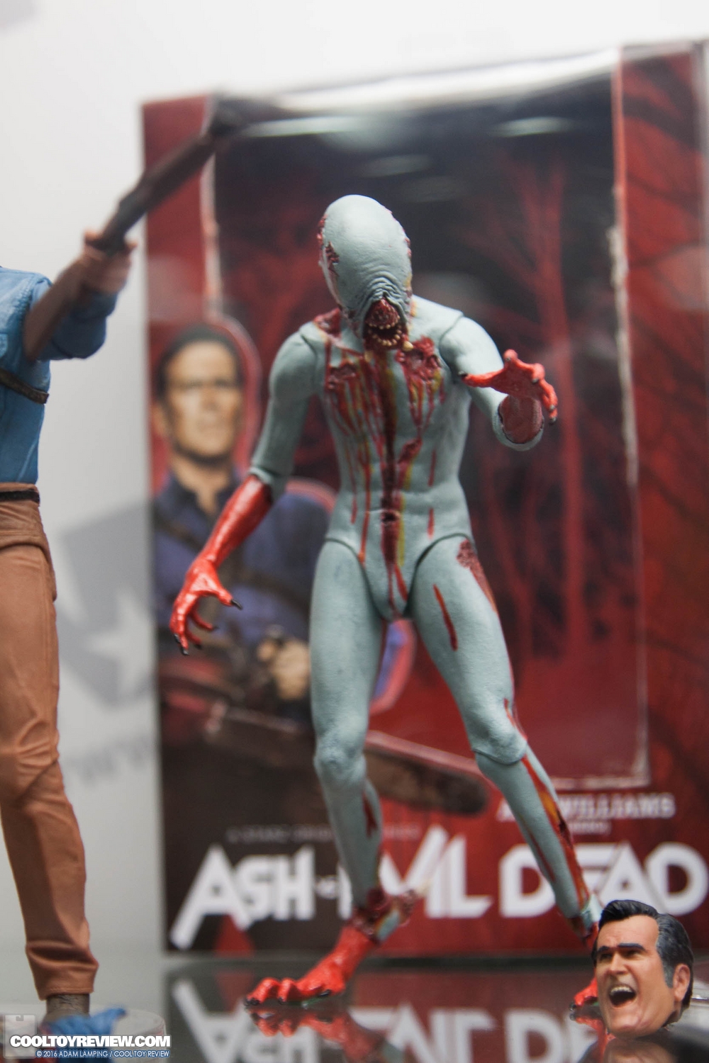 san-diego-comic-con-neca-booth-150.jpg