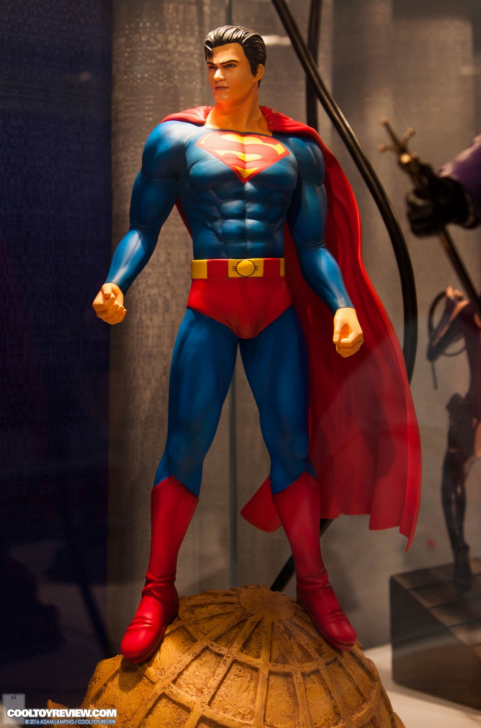 san-diego-comic-con-yamato-toys-usa-booth-003.jpg