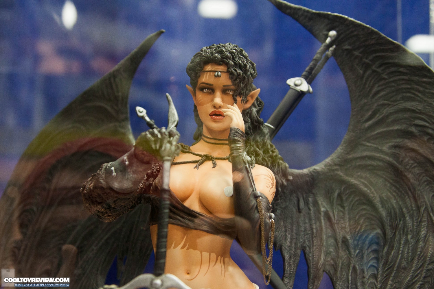 san-diego-comic-con-yamato-toys-usa-booth-035.jpg